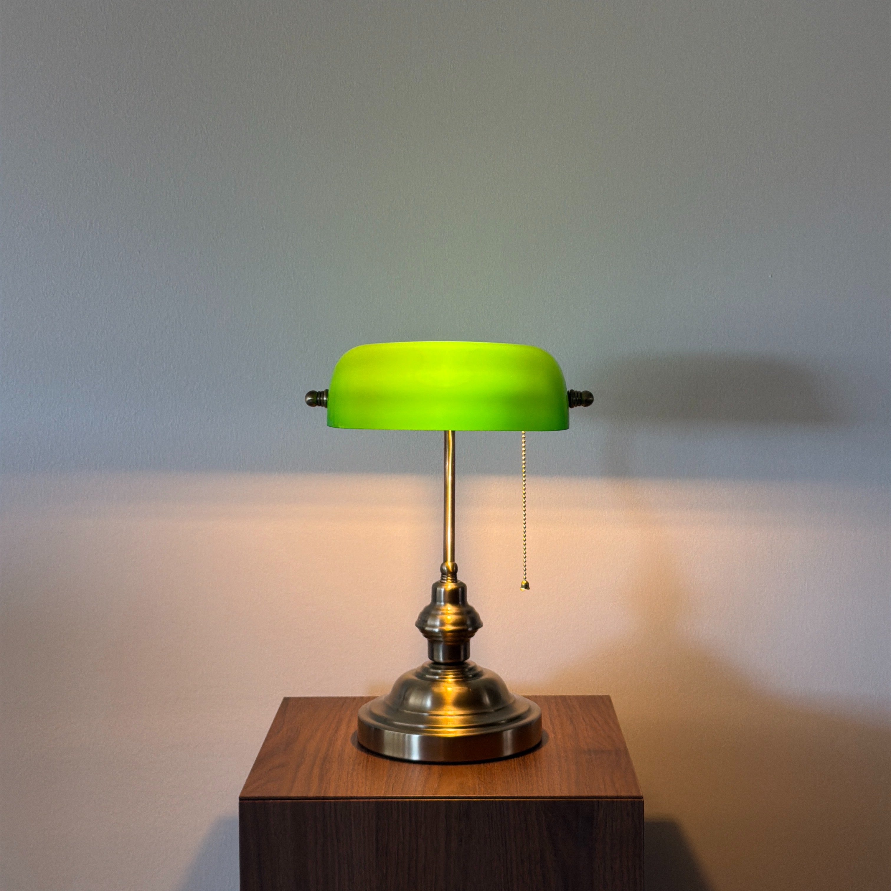 banklampa VINTAGE Grön – Bibliotekslampa i glas & mässing