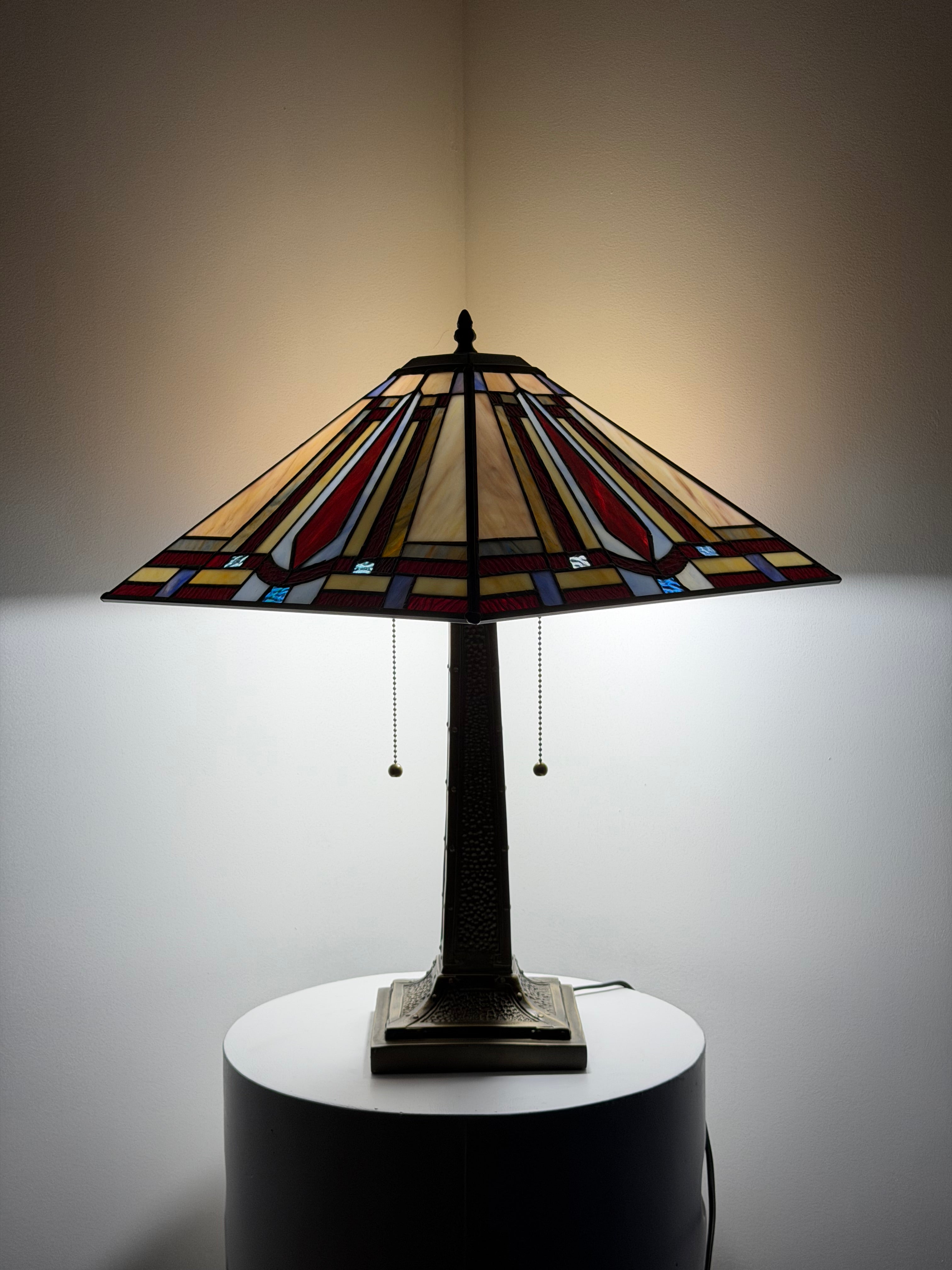 Bordslampa – Geometric Classic Design 40Ø