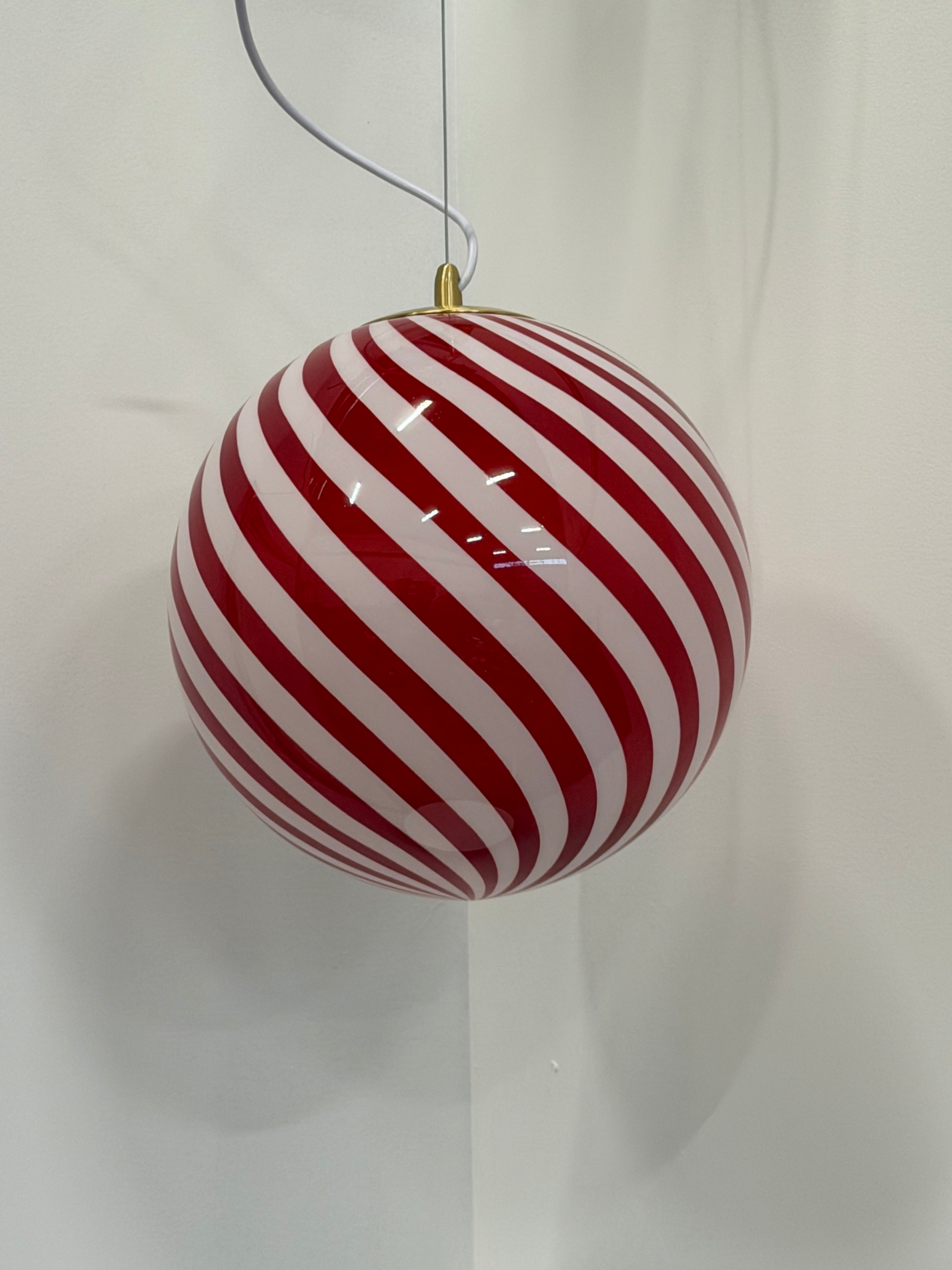 TAKLAMPA MURANO SPIRAL RÖD