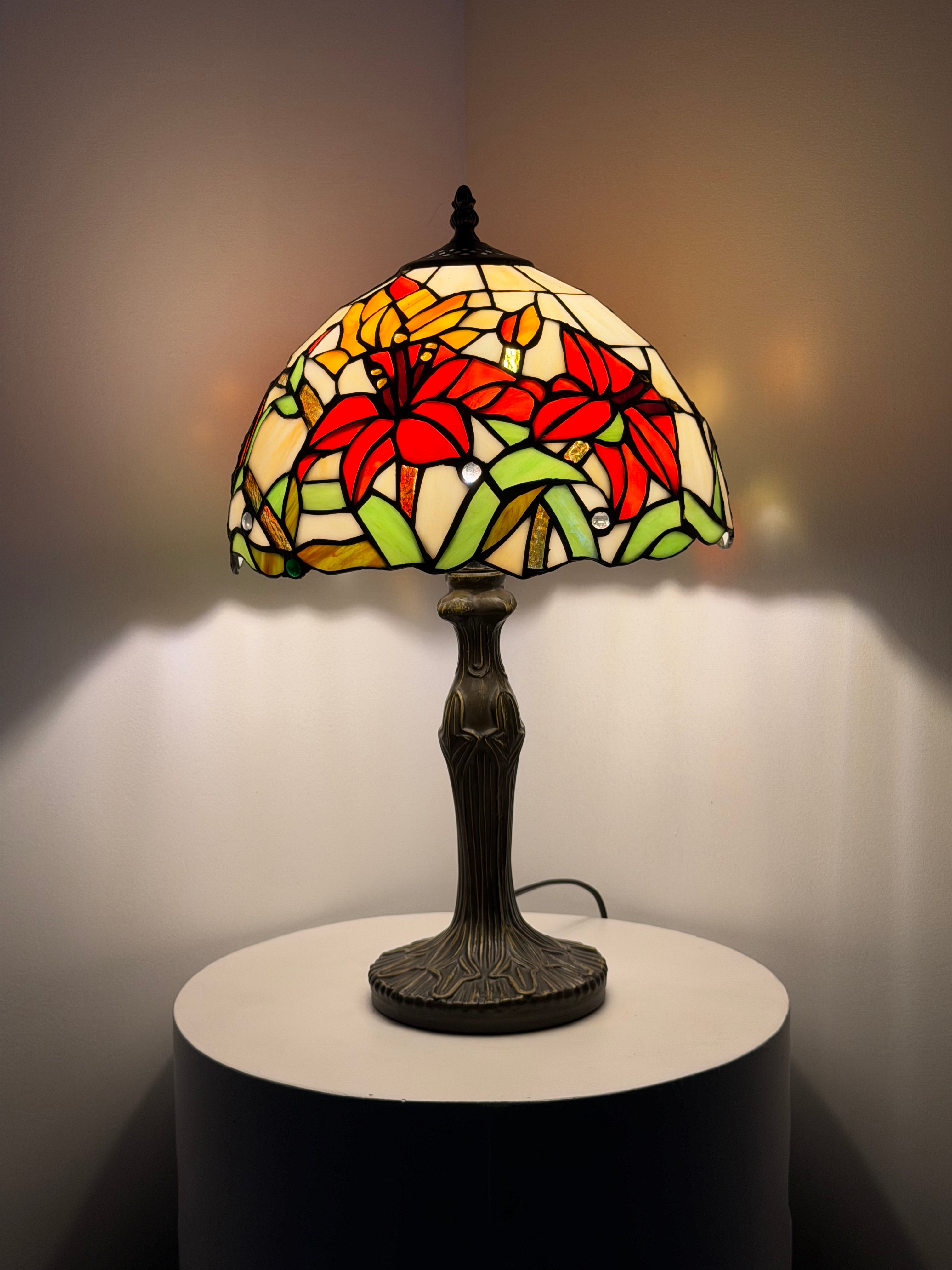 Bordslampa – Garden King’s Lily 30Ø