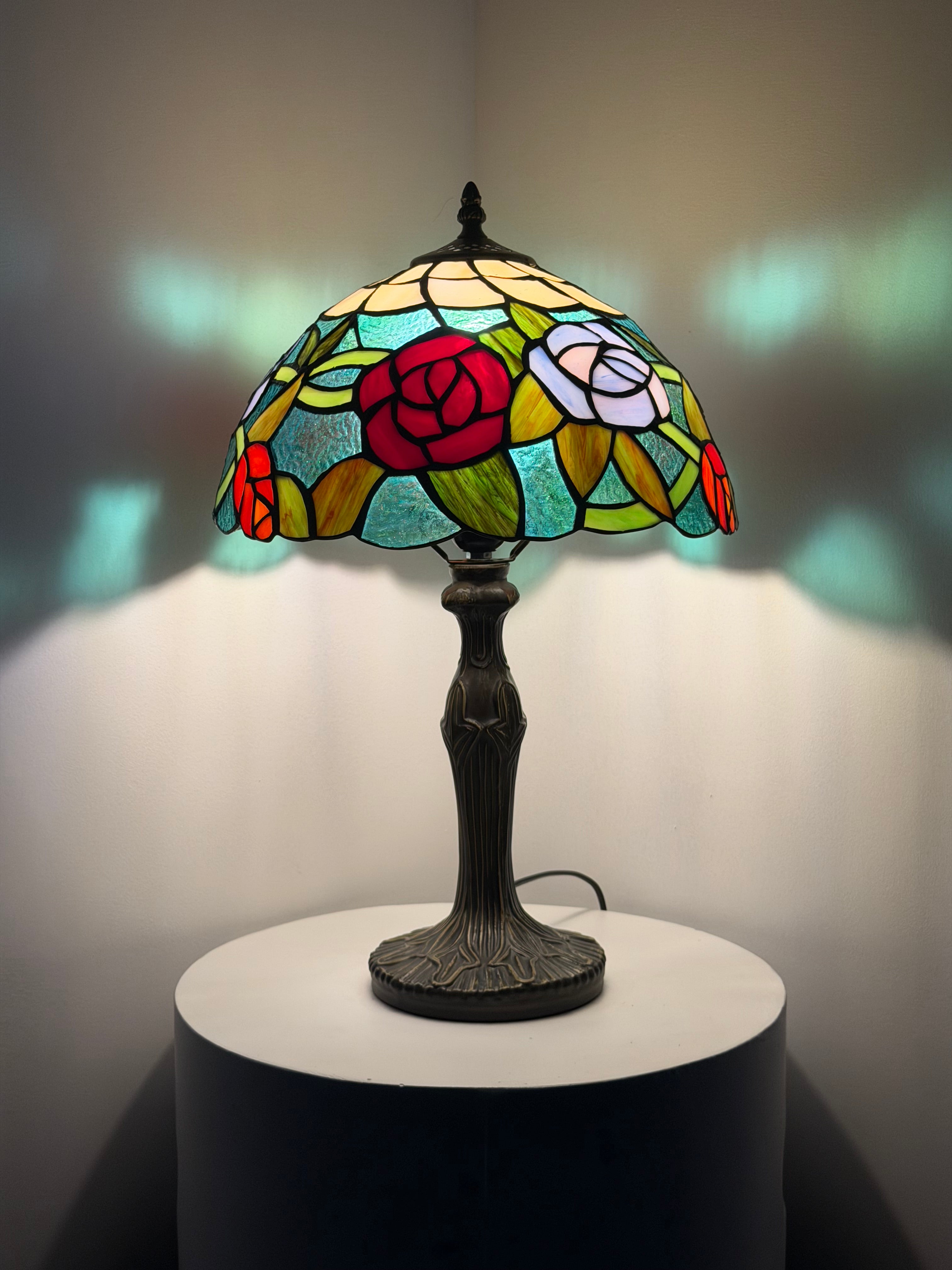 Bordslampa – Garden Roses Forest 30Ø