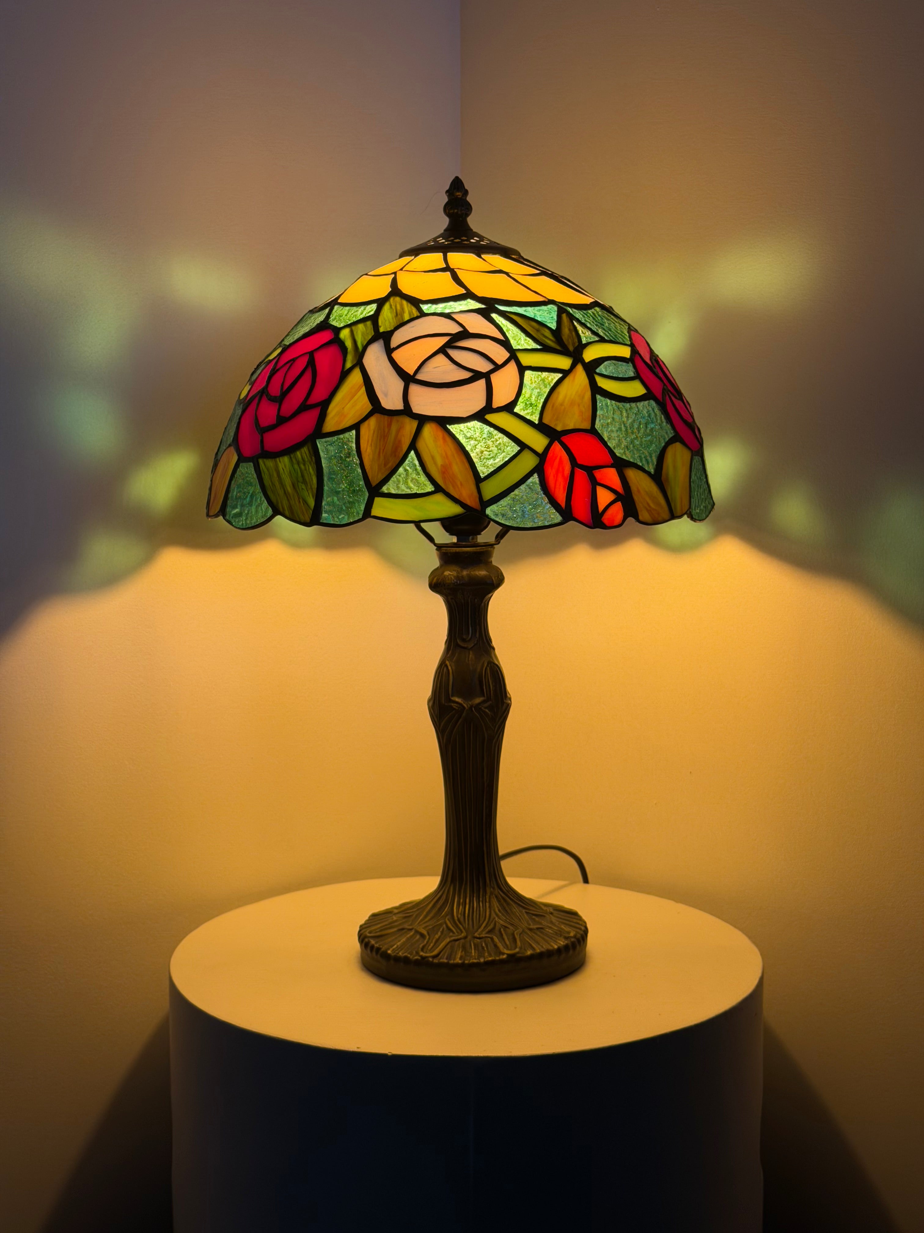 Bordslampa – Garden Roses Forest 30Ø