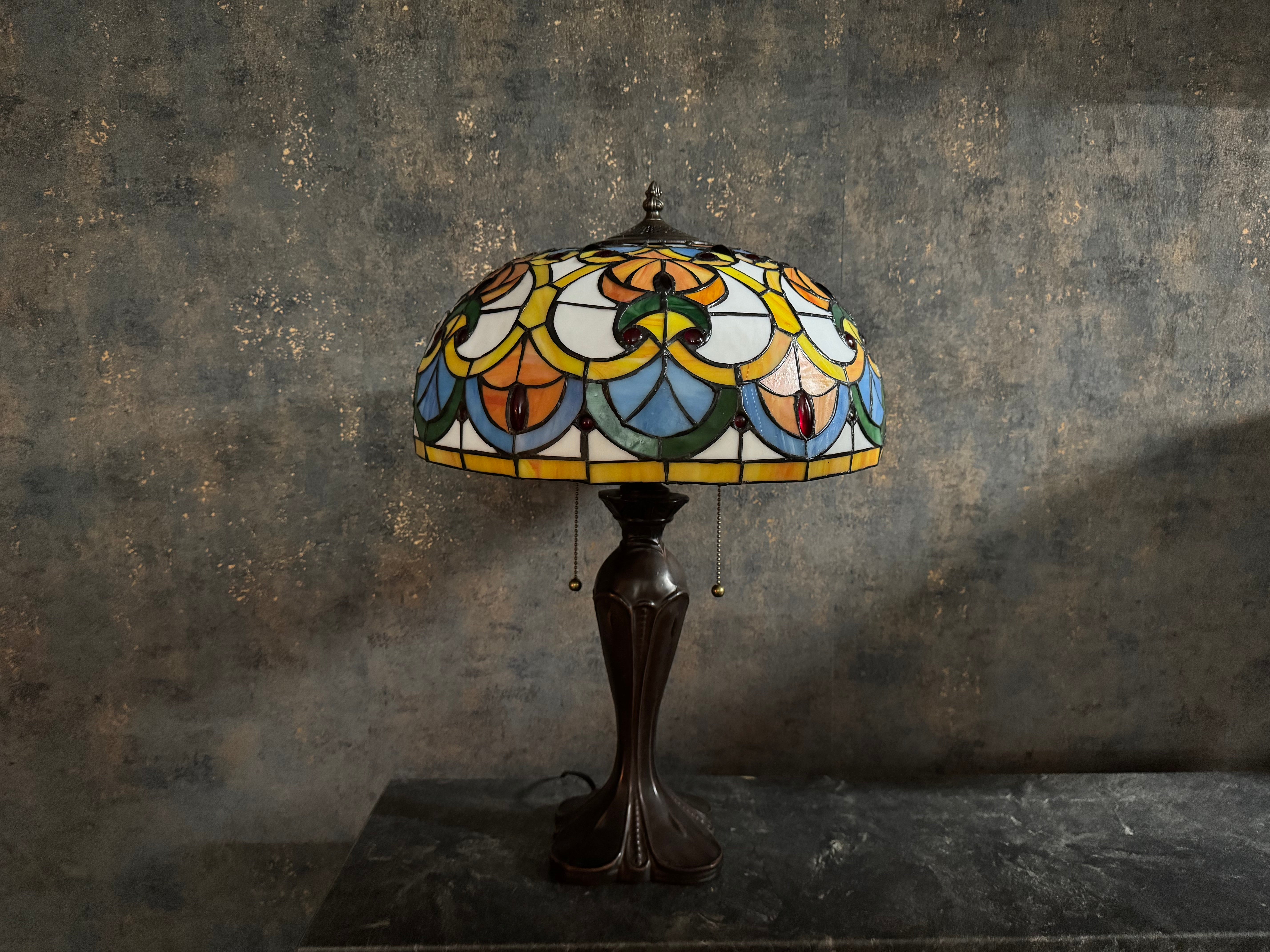 Tiffany Vit Barrock 40cm