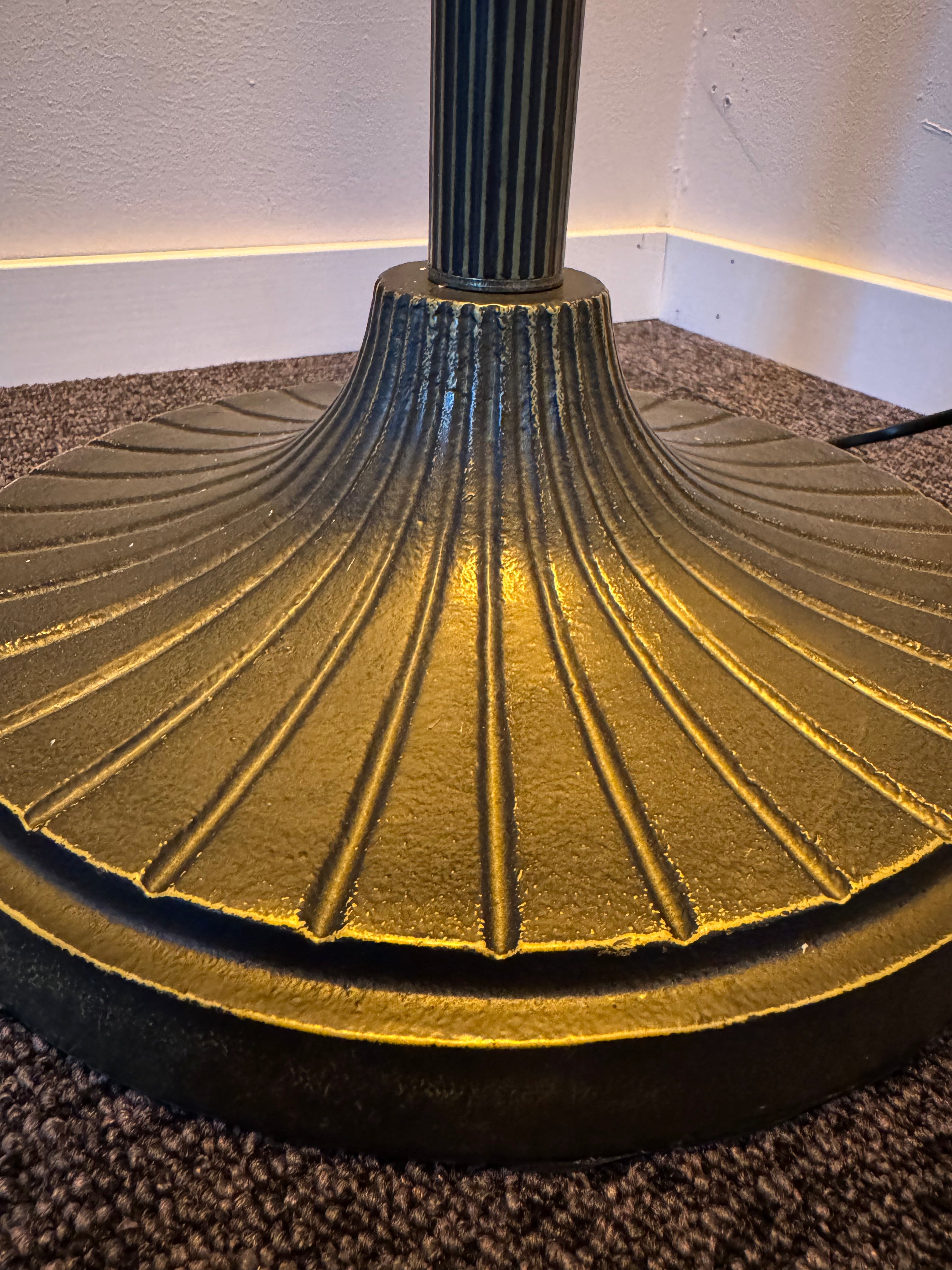Tiffany Golvlampa – Blommor – Golden Garden