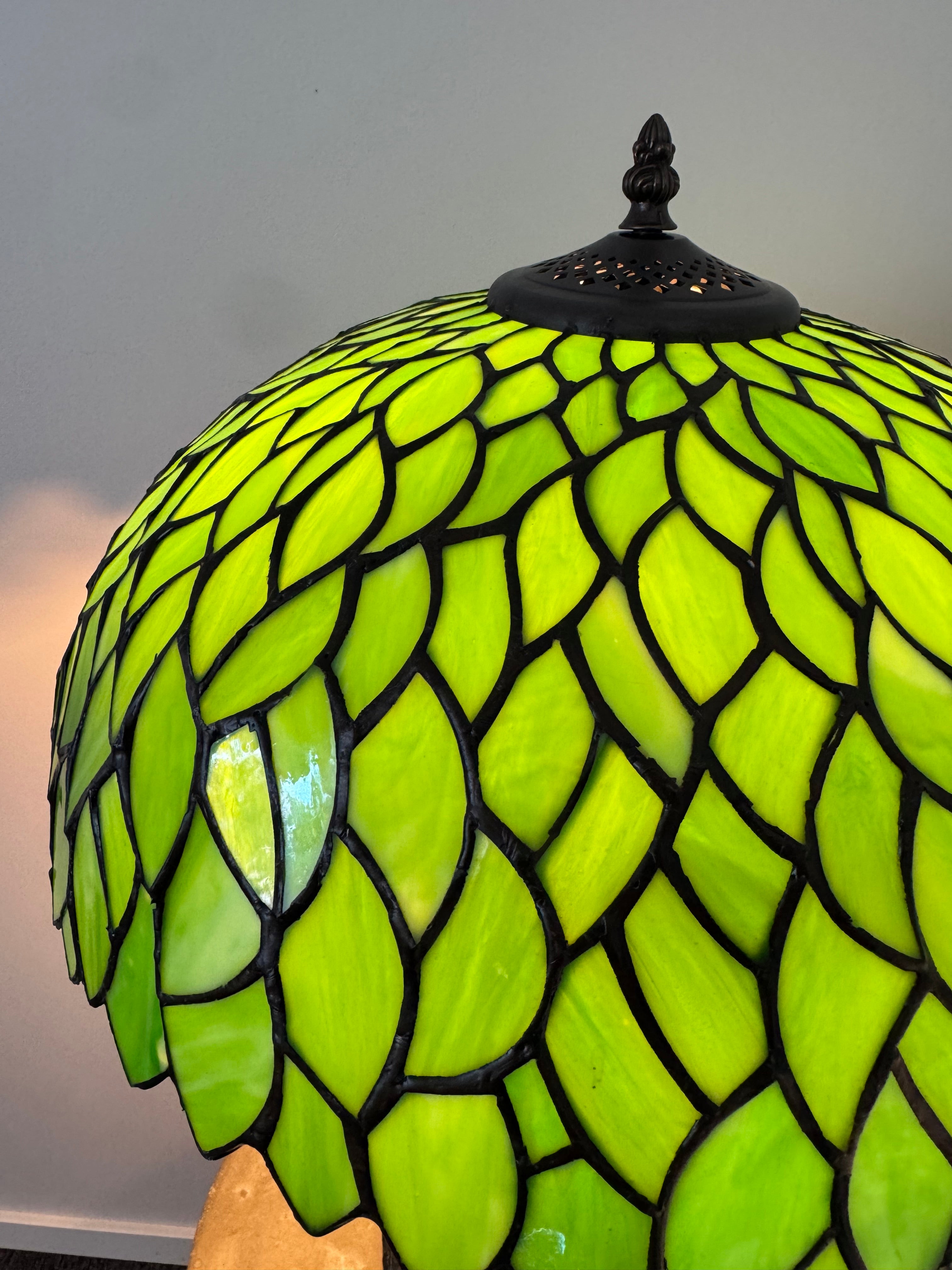 Tiffany Bordslampa Leaves Green Elegance 40Ø