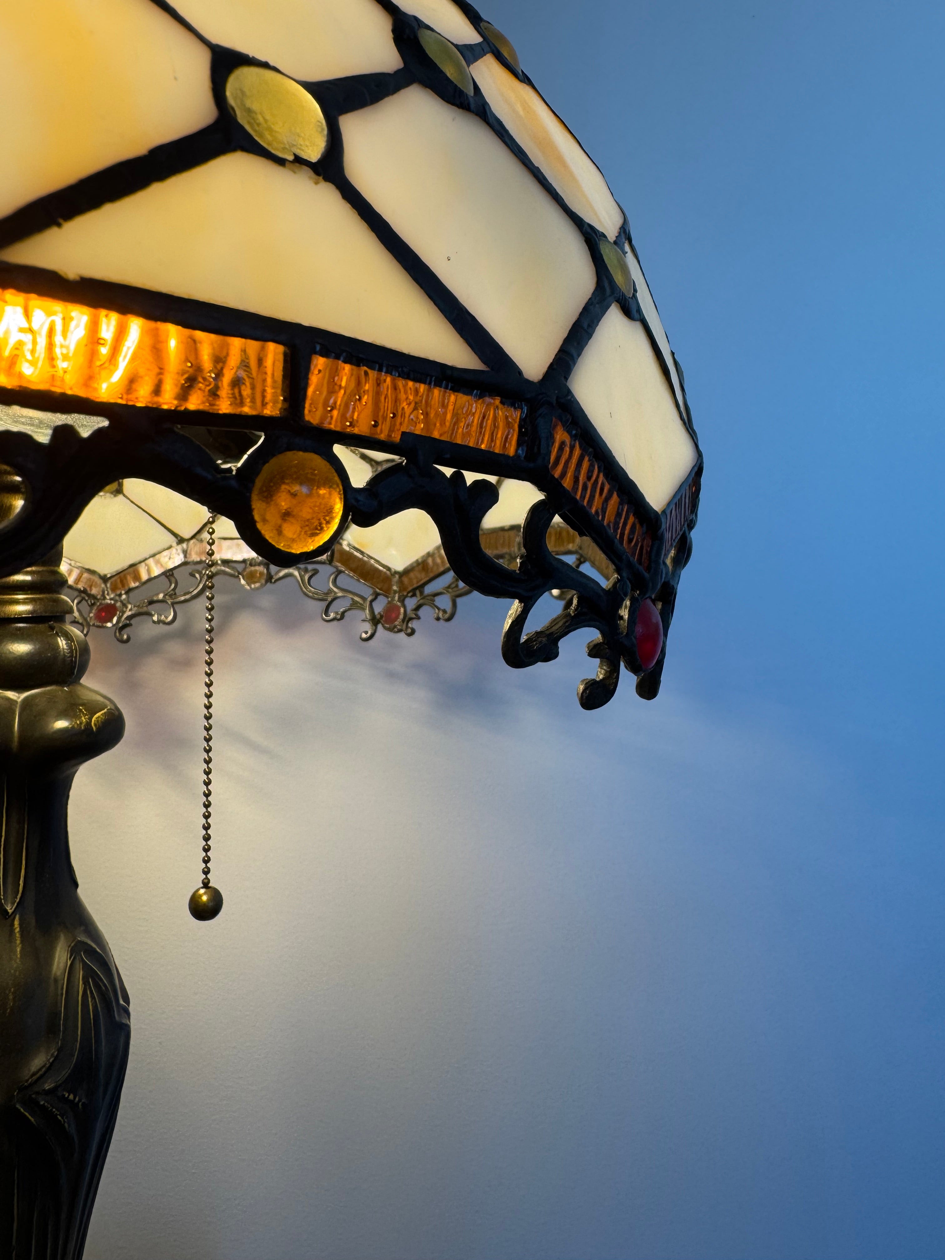 Tiffany Bordslampa Geometric White Glow 40Ø