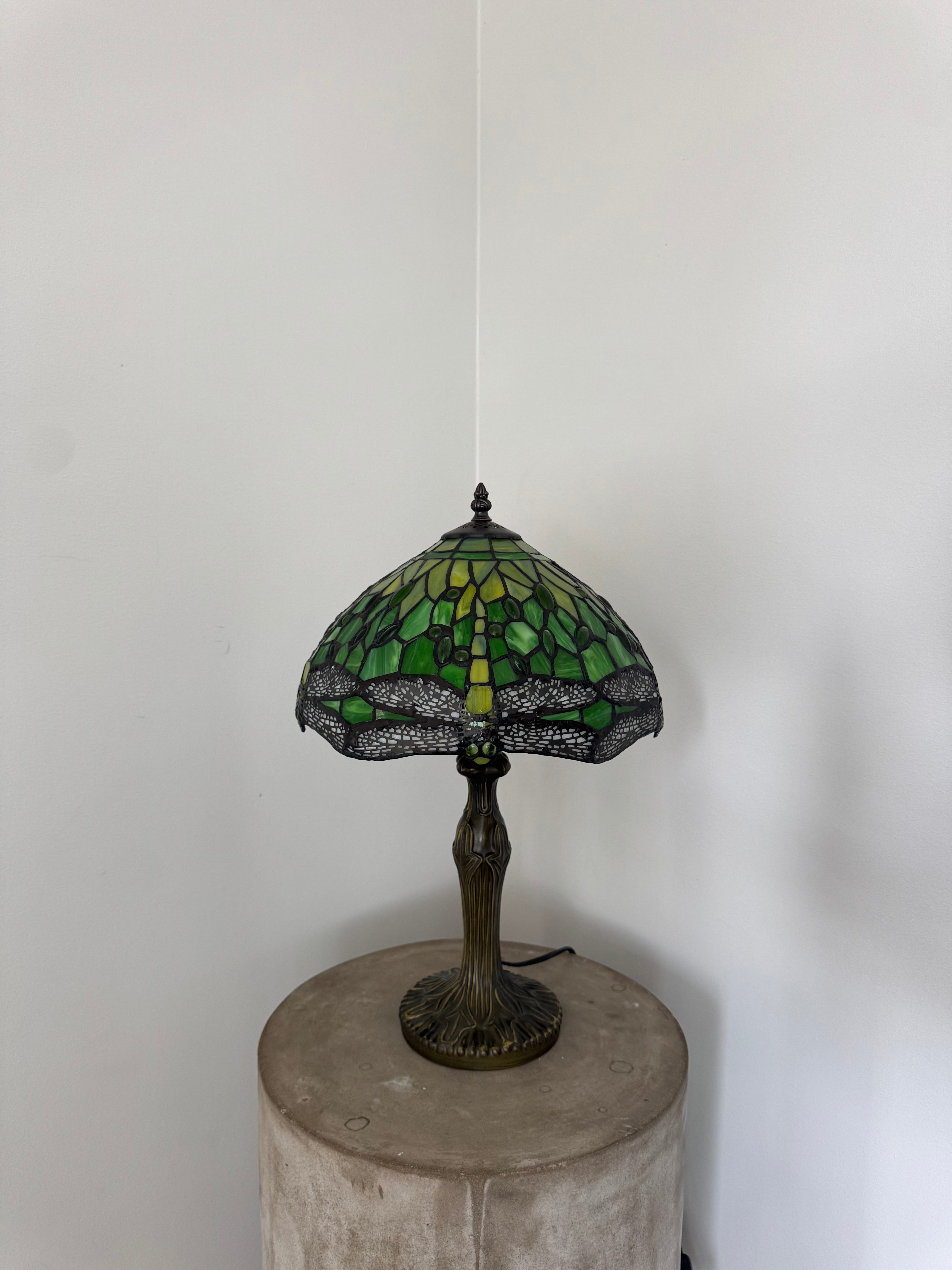 Tiffany Bordslampa Dragonfly Green Sunrise 30Ø