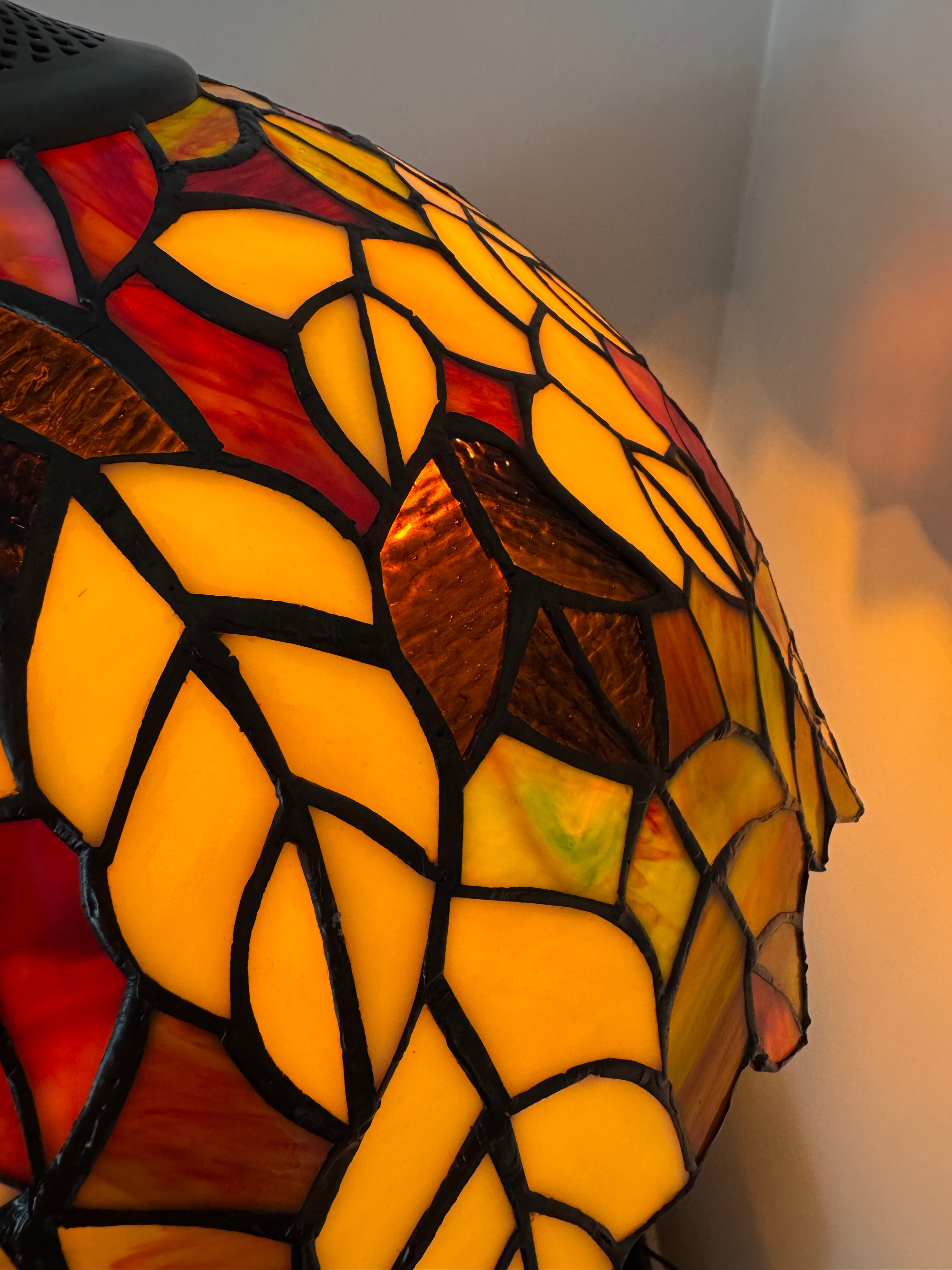 Tiffany Bordslampa Leaves Autumn Elegance 40Ø