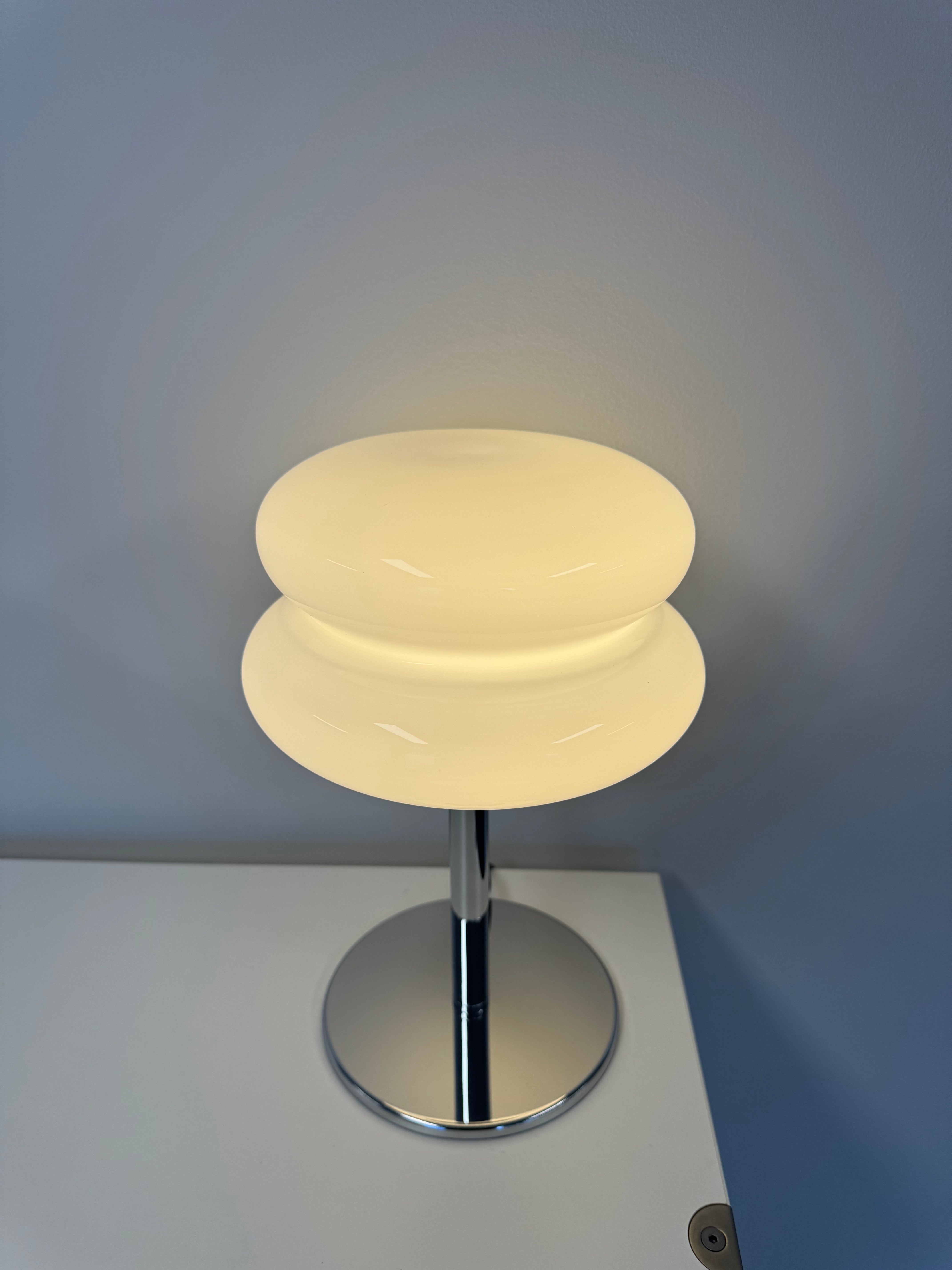Bordslampa Retro & Biscuit Vit