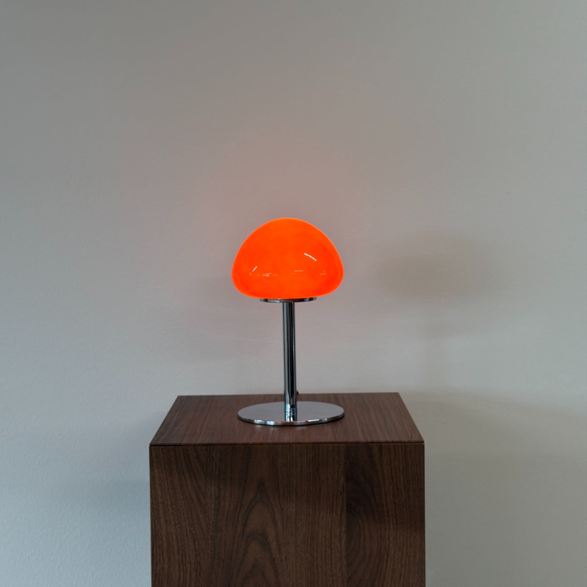 BORDSLAMPA PEBBLE ORANGE