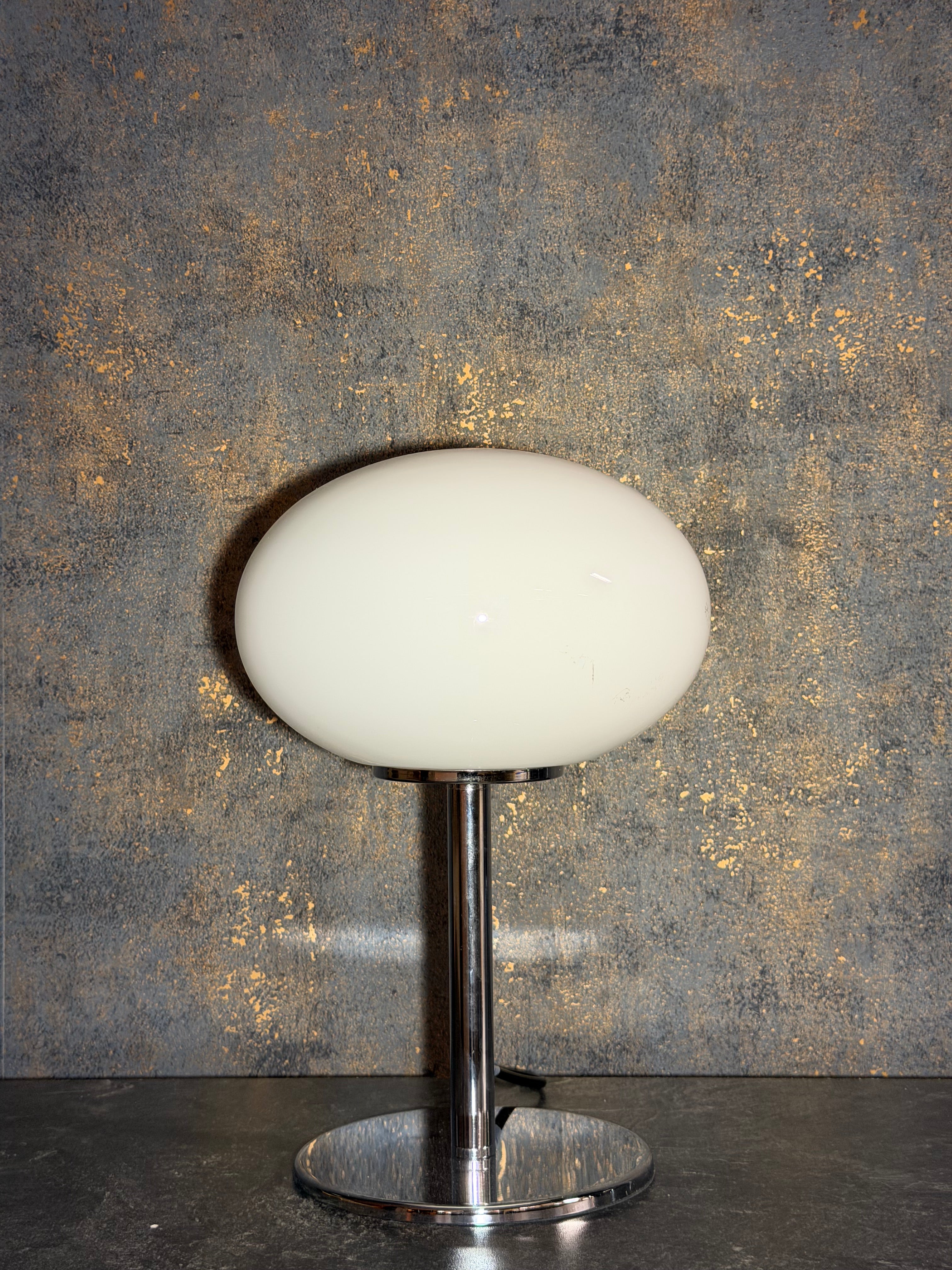 Bordslampa Retro & Orb Vit