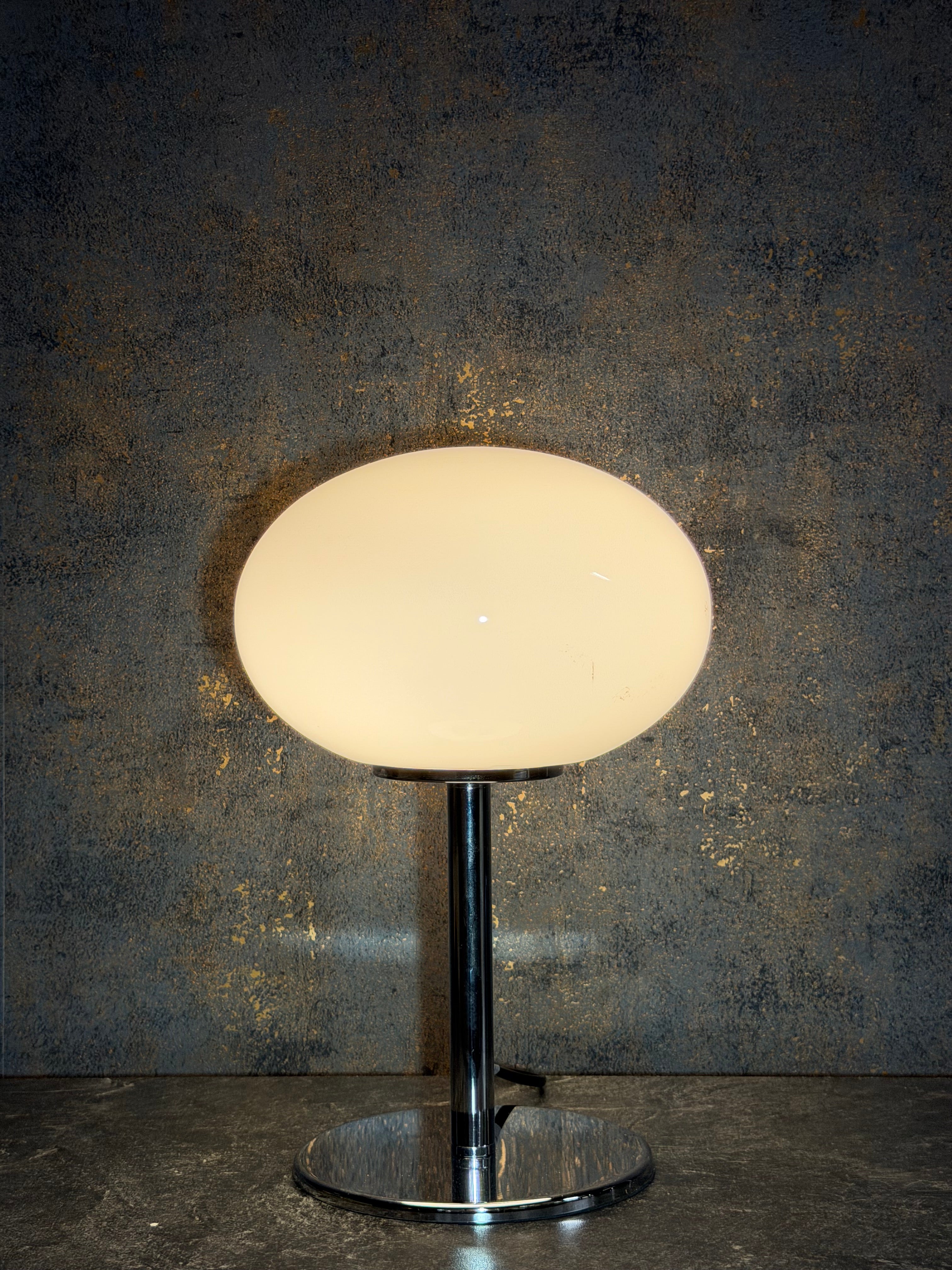 Bordslampa Retro & Orb Vit