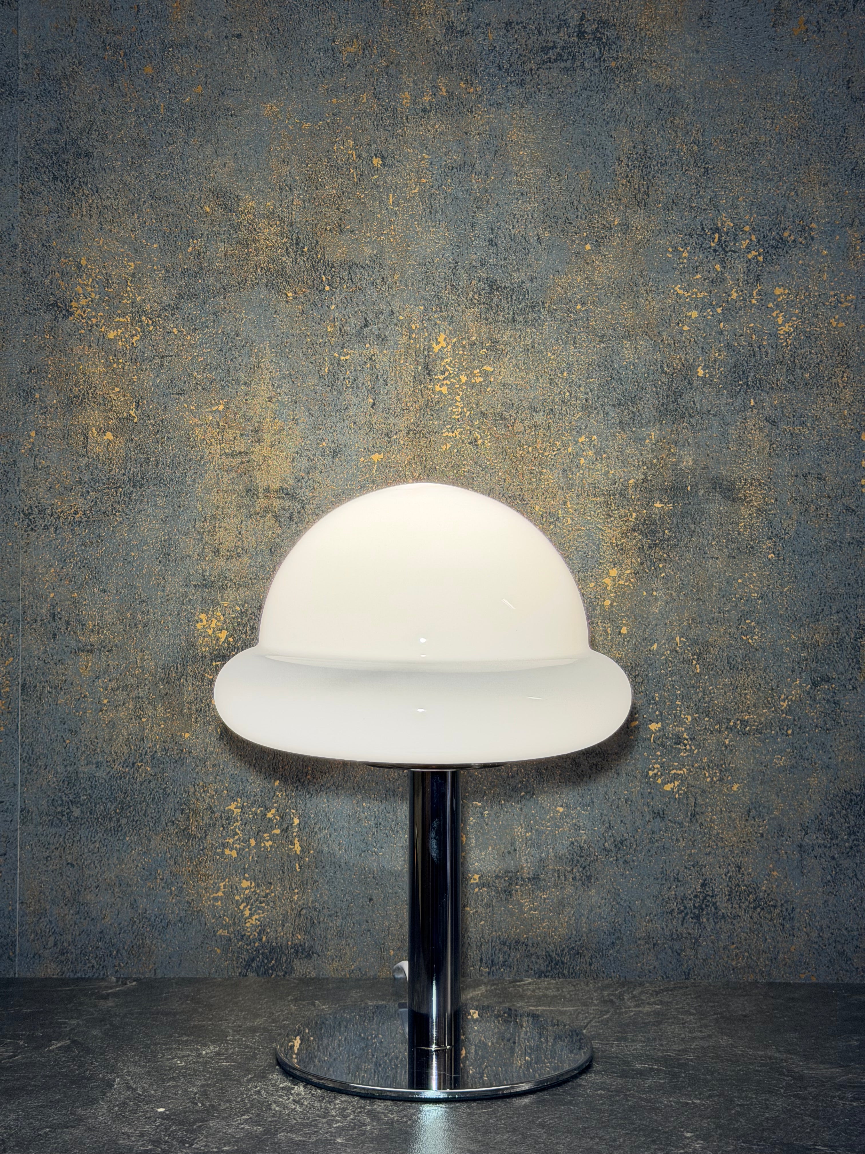 Bordslampa Retro & Mushroom VIT