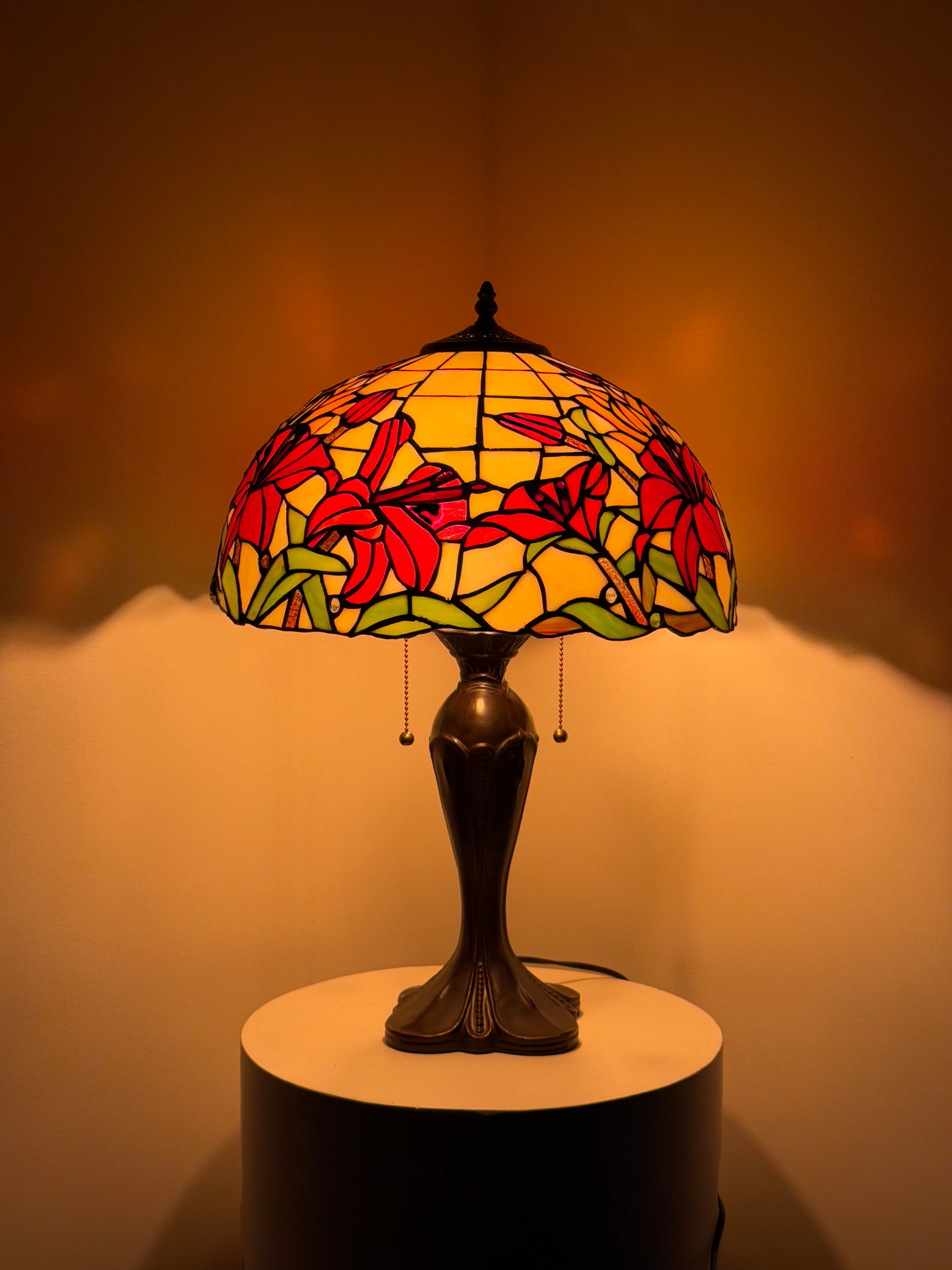 Bordslampa – Garden King’s Lily 40Ø