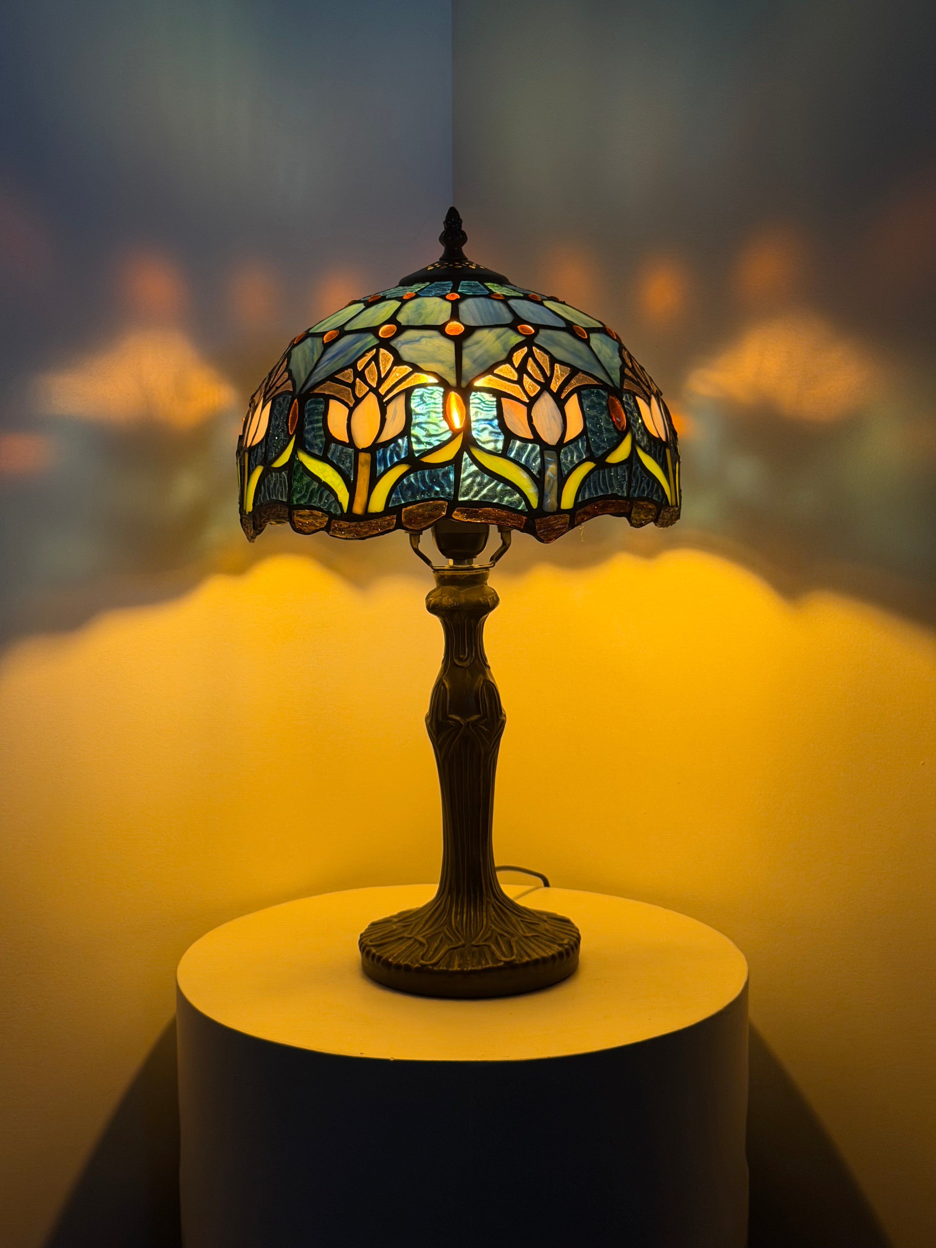 Bordslampa – Garden Tulip Blue 30Ø