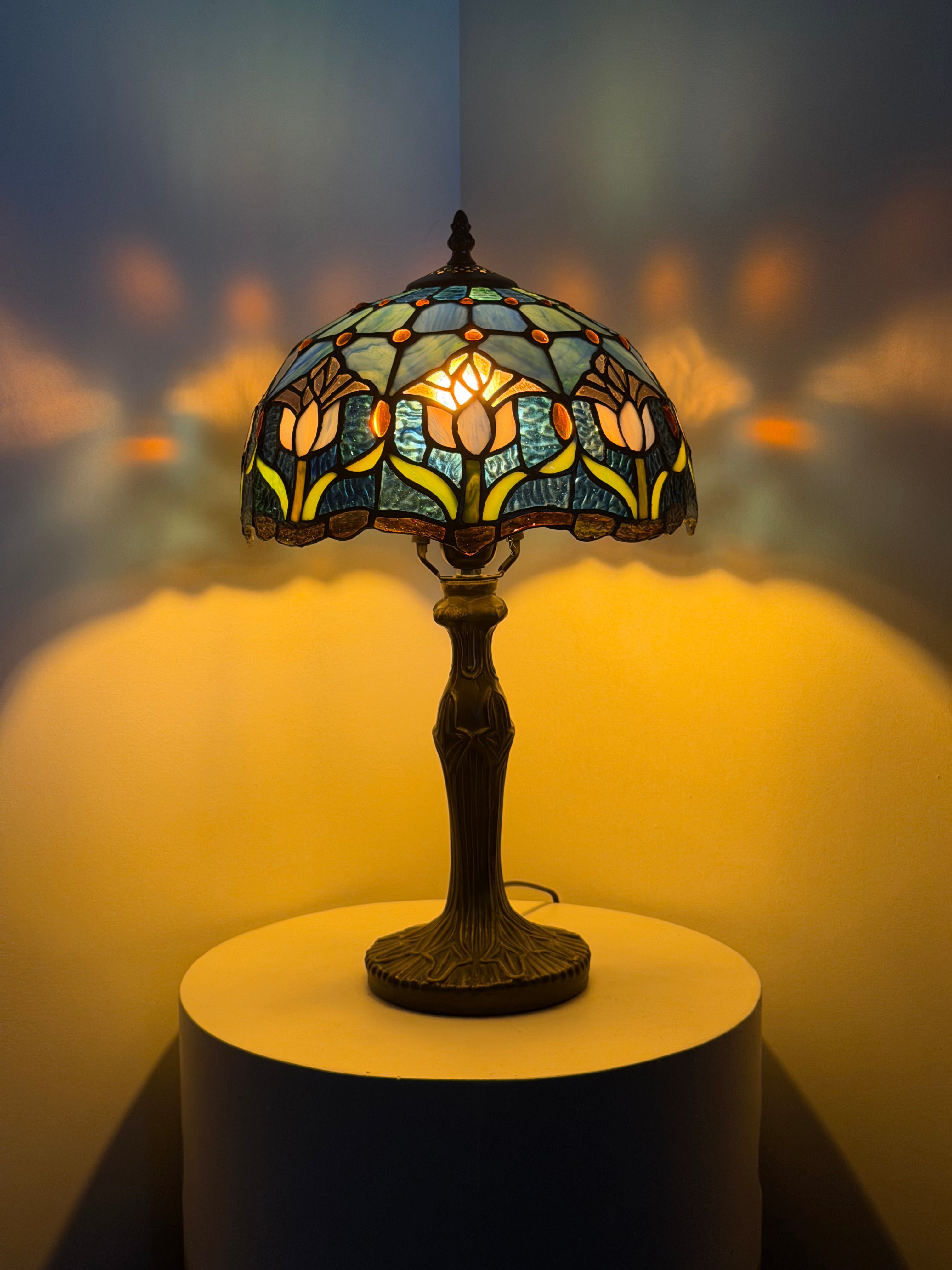 Bordslampa – Garden Tulip Blue 30Ø