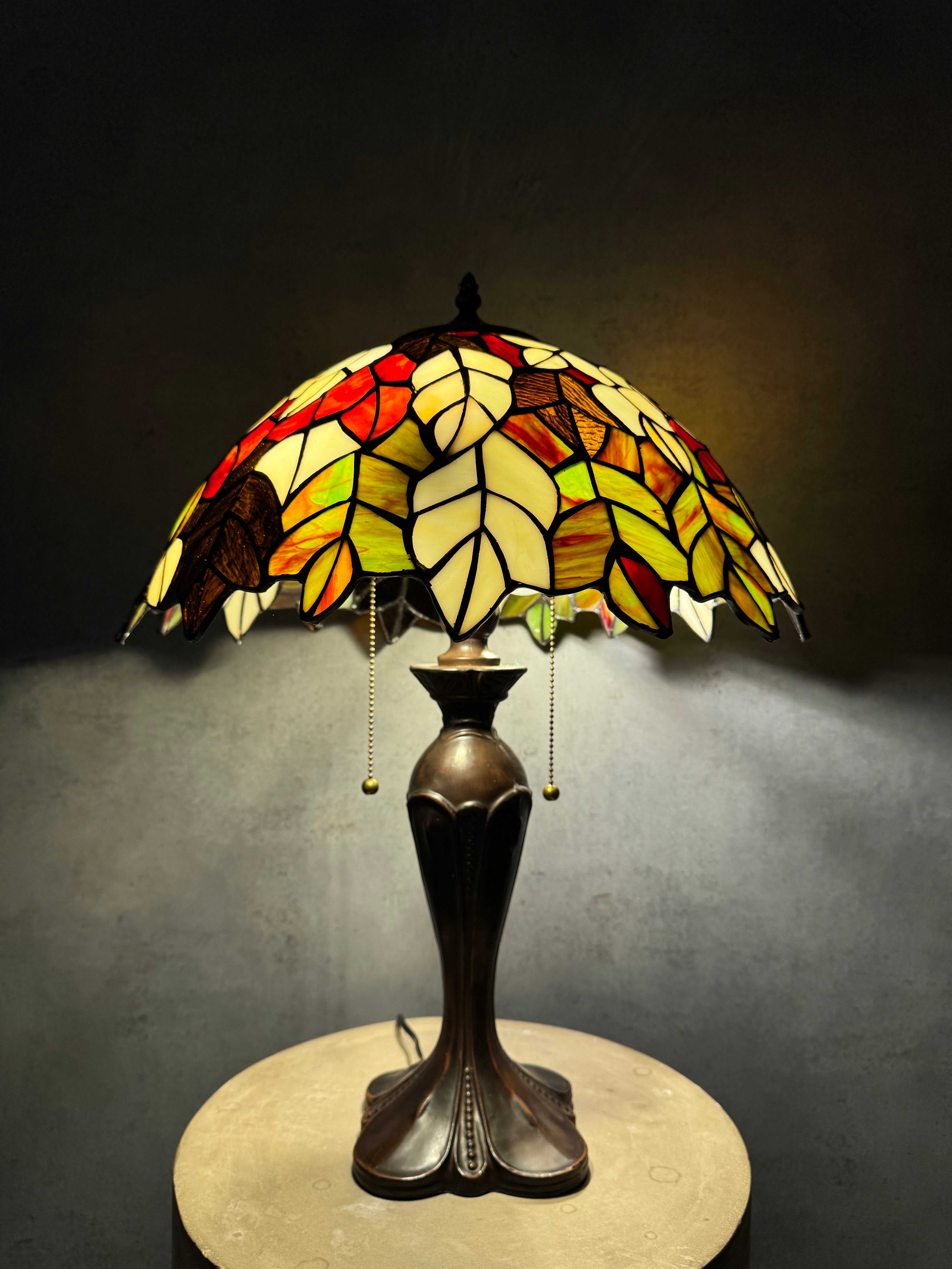 Tiffany Bruna Blad 40cm