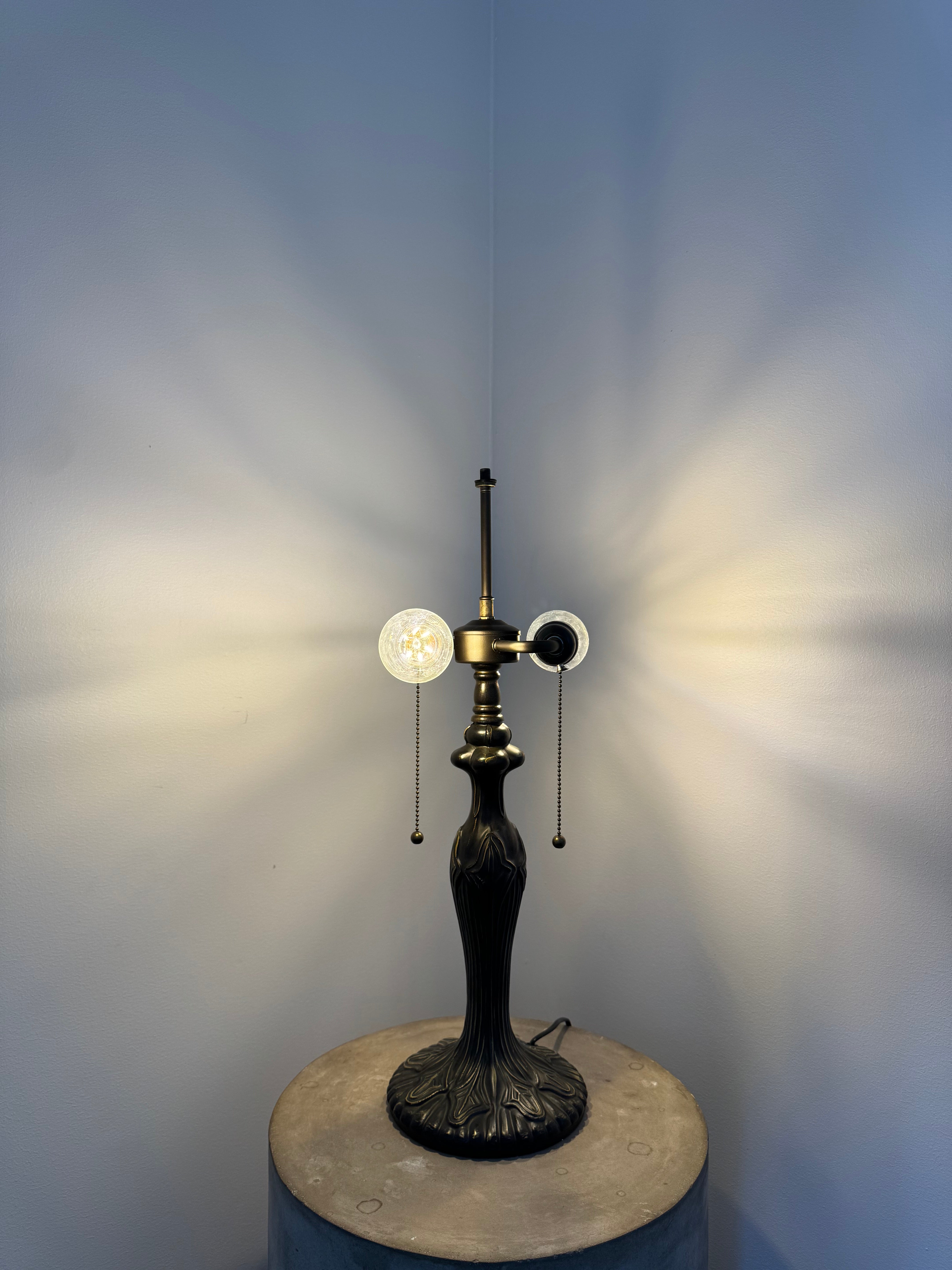 Tiffany Bordslampa Leaves Autumn Glow 40Ø
