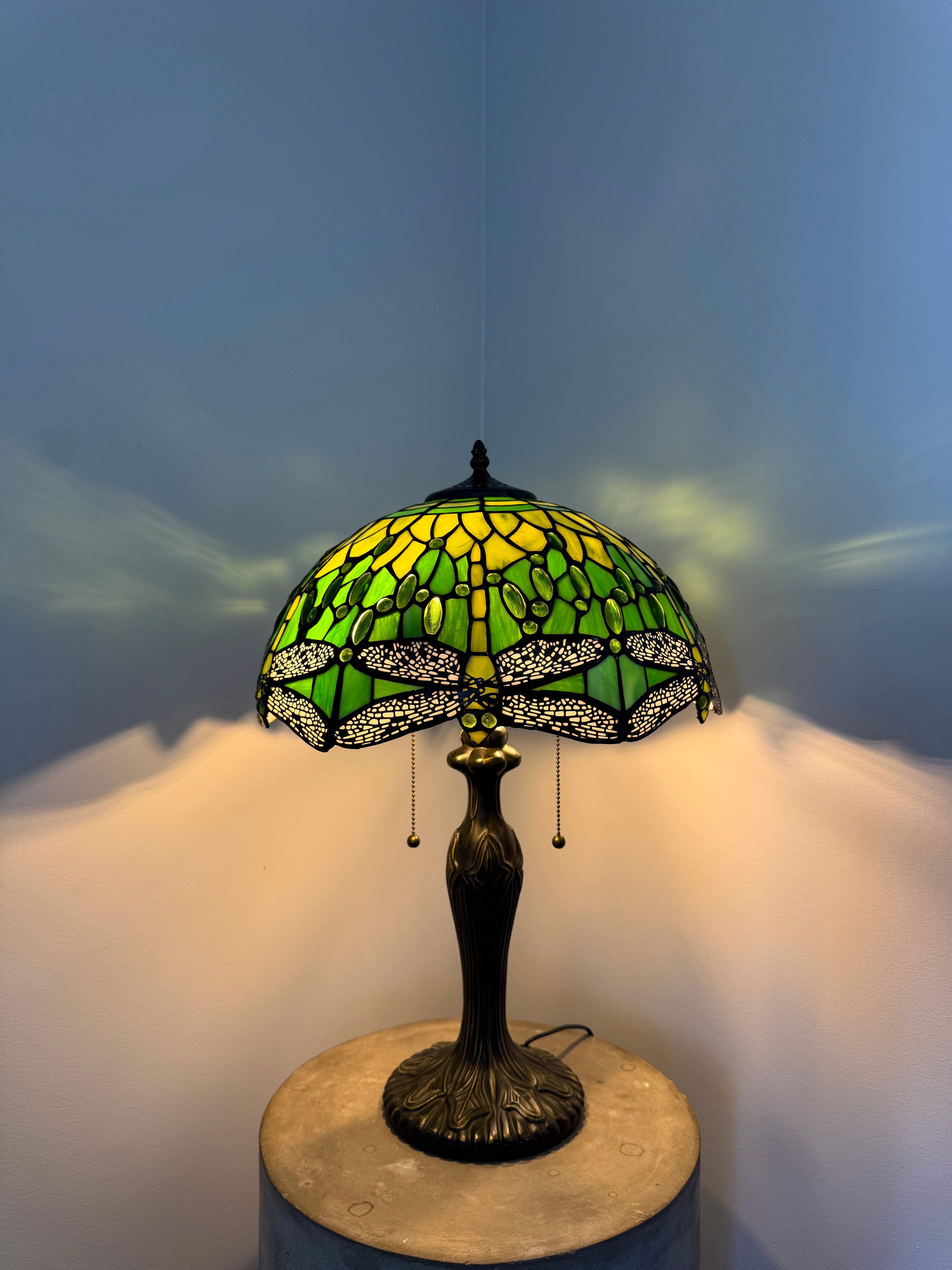Tiffany Bordslampa Dragonfly Green Sunrise 40Ø