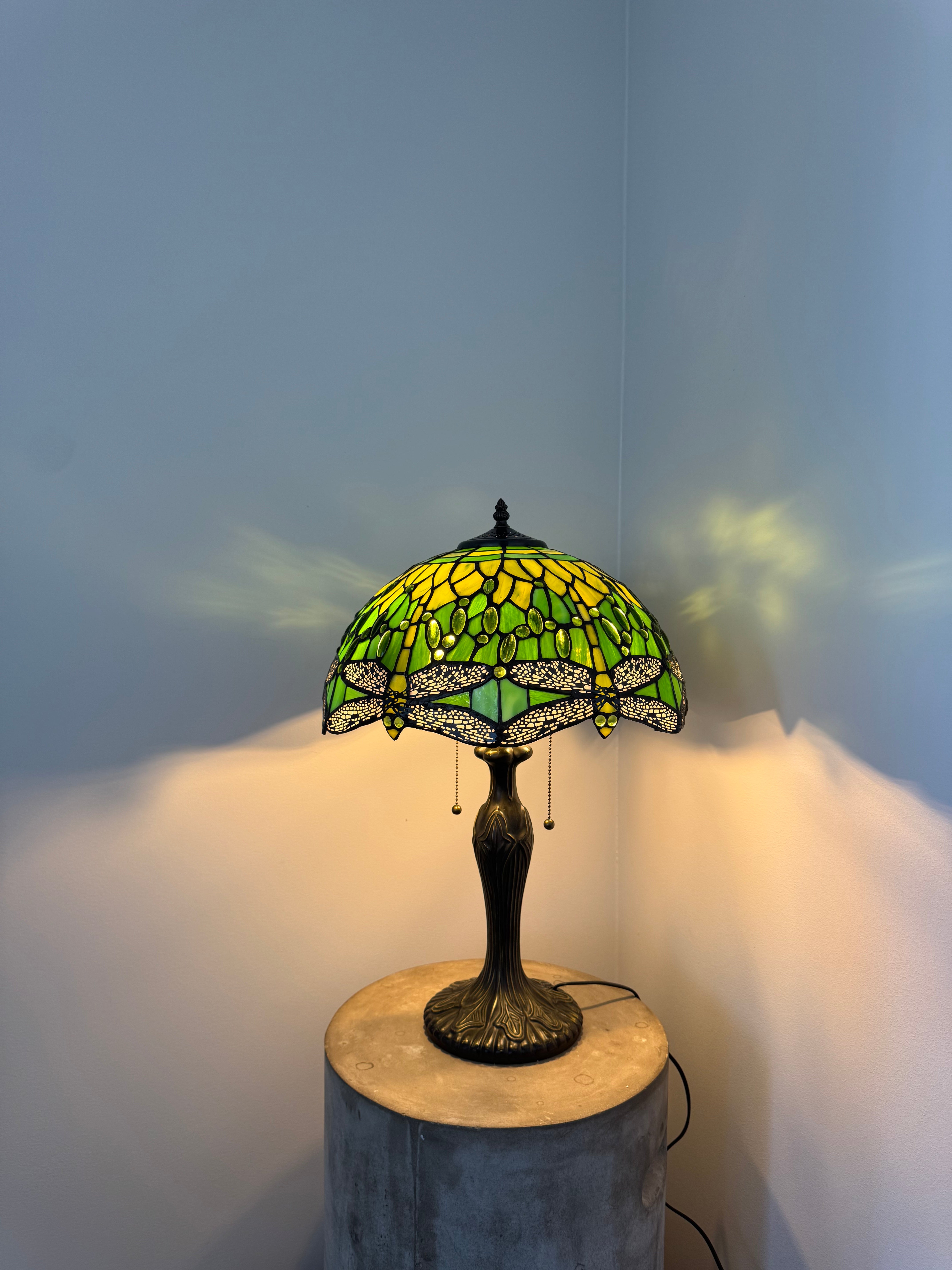 Tiffany Bordslampa Dragonfly Green Sunrise 40Ø