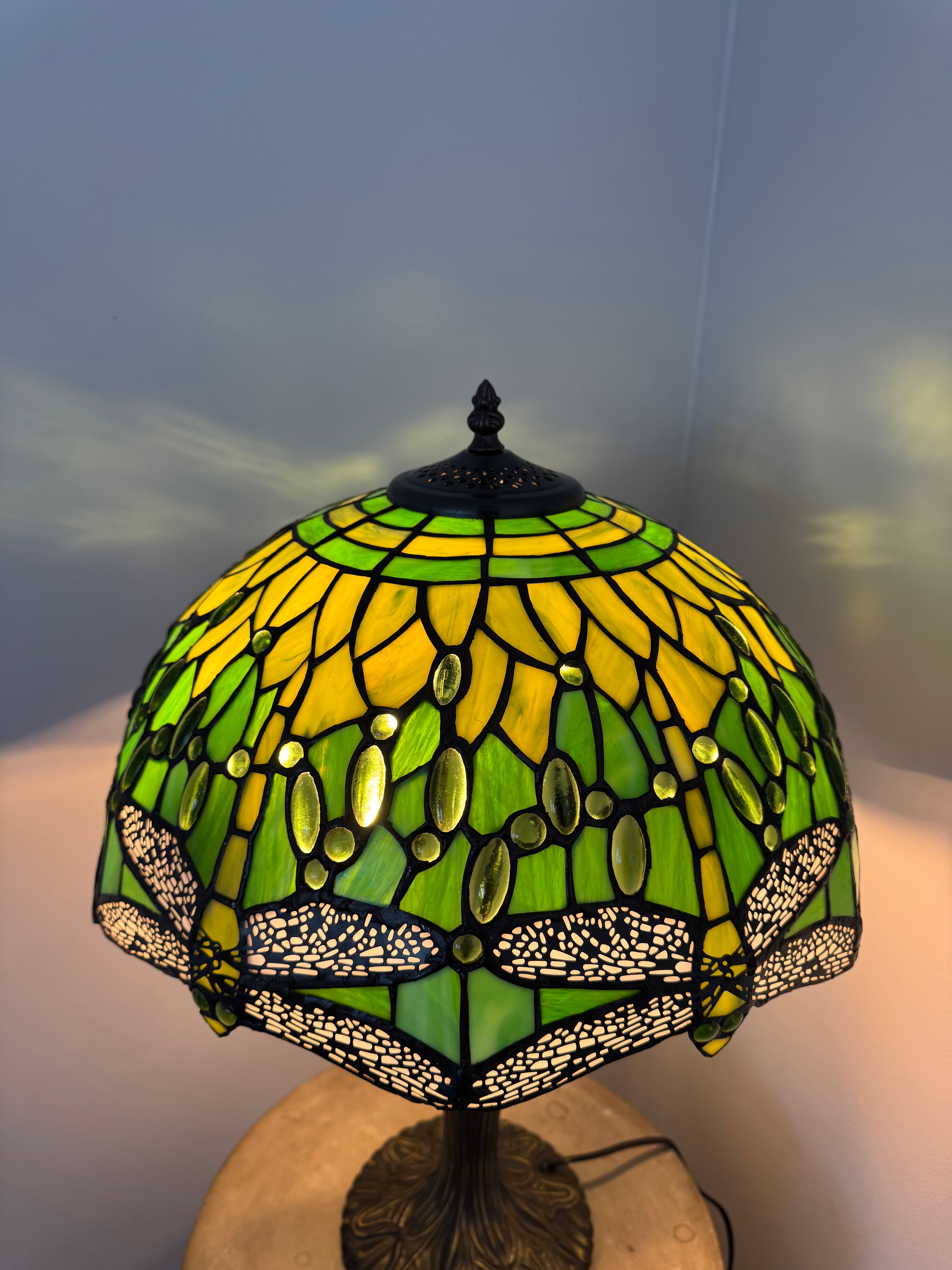 Tiffany Bordslampa Dragonfly Green Sunrise 40Ø