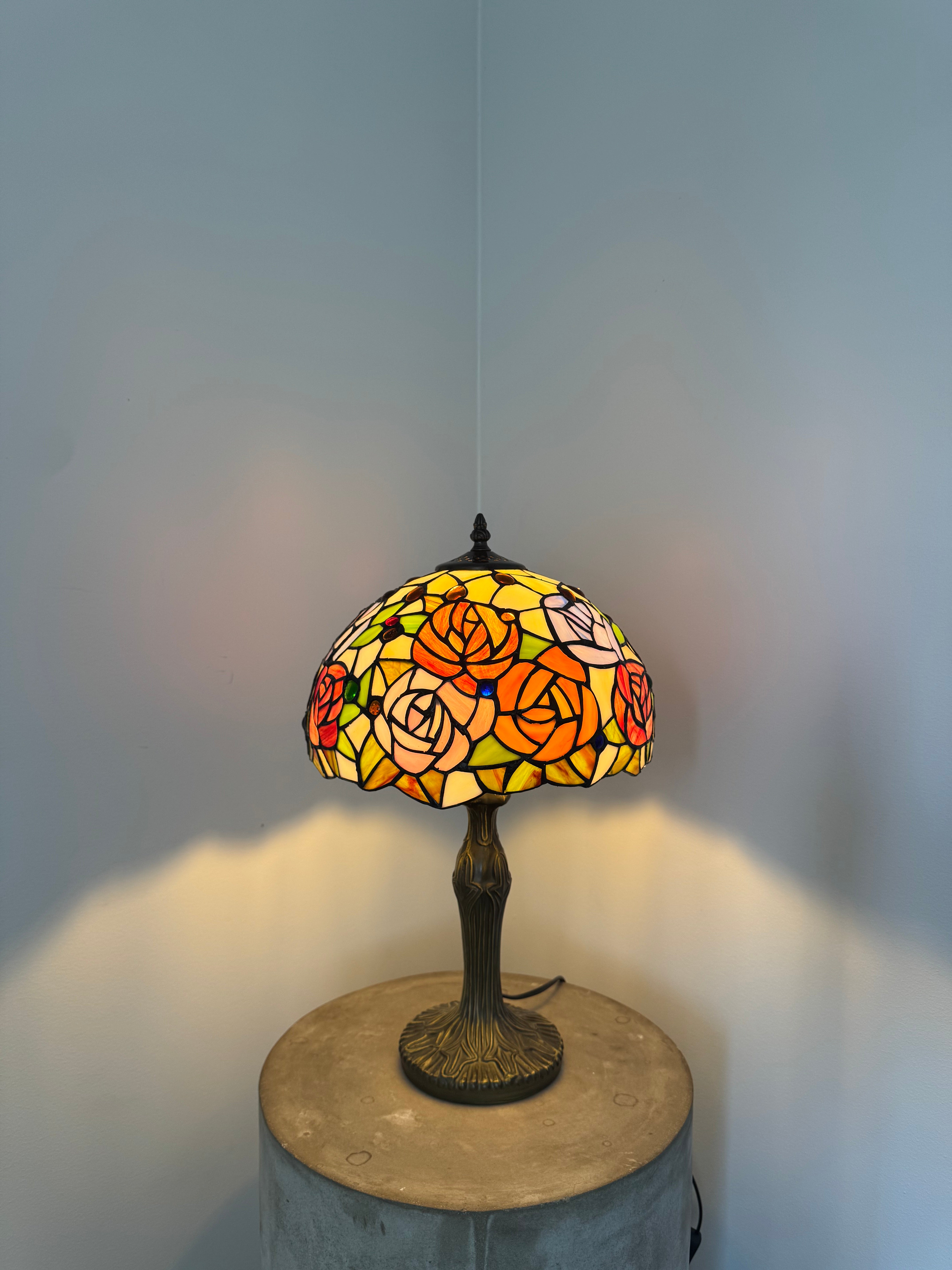 Tiffany Bordslampa Roses Light Colours 30Ø