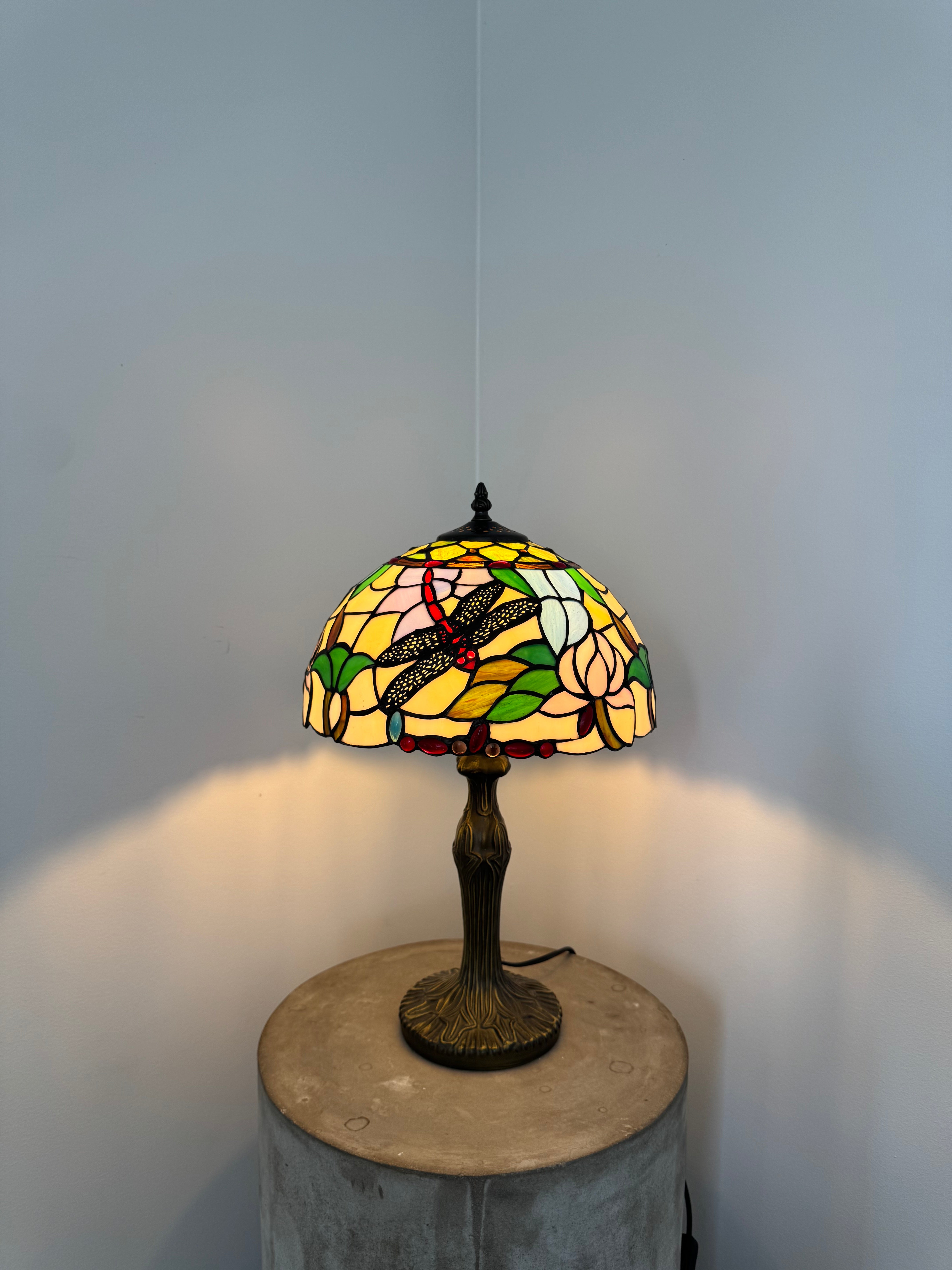 Tiffany Bordslampa Dragonfly Pastel Dream 30Ø