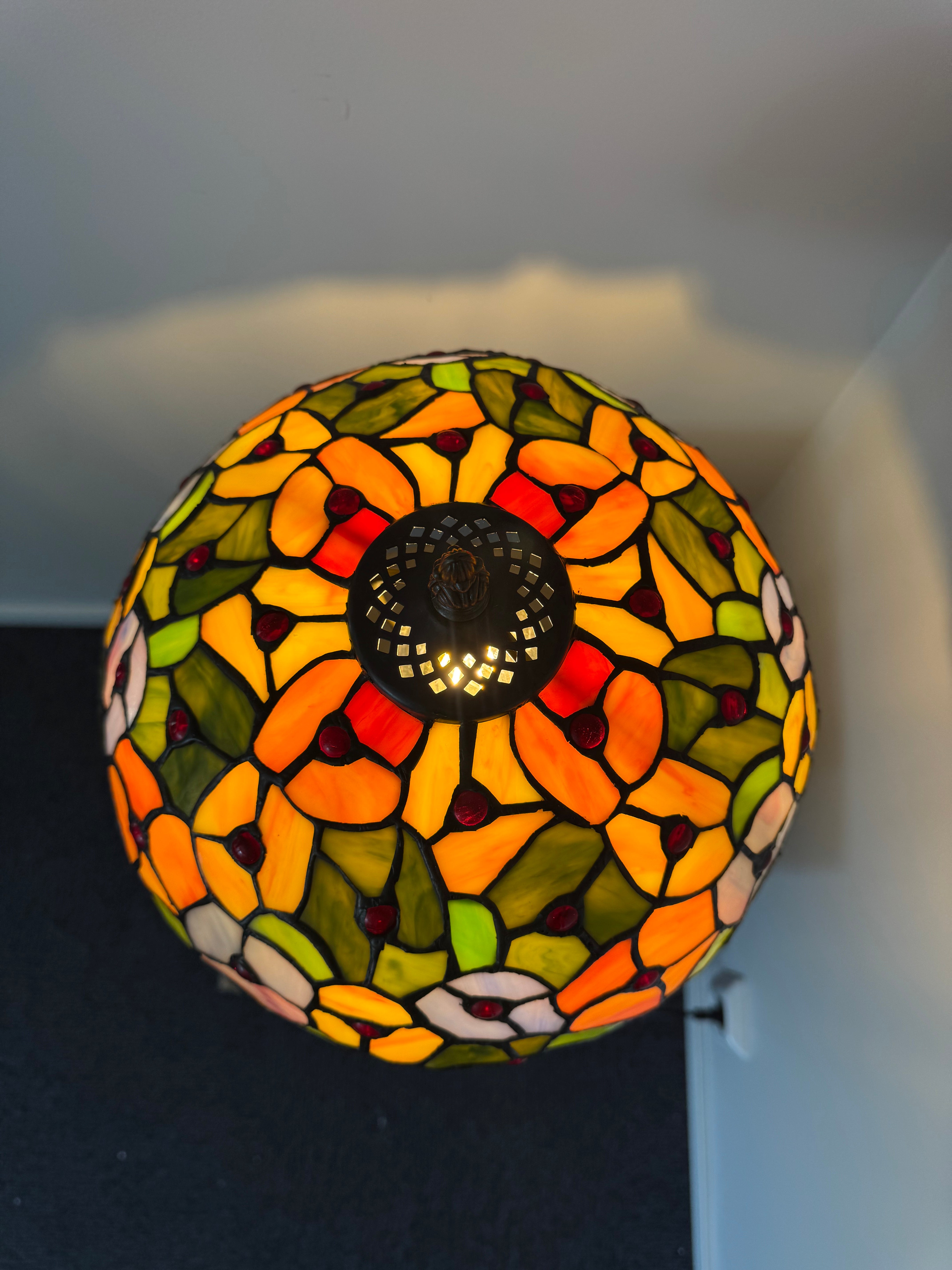 Tiffany Bordslampa Flowers Summer Pansy 30Ø