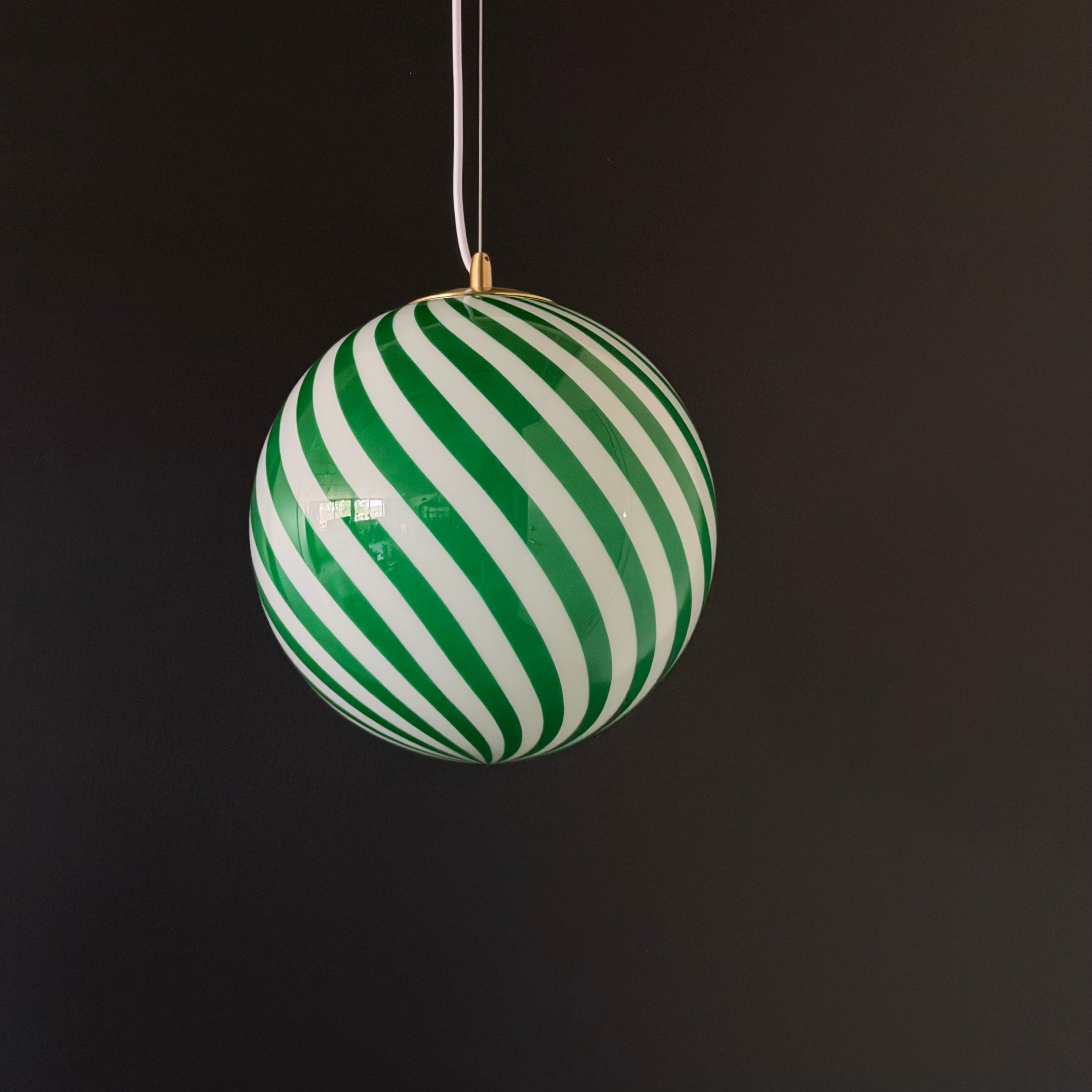 MURANO Spiral pendellampa Grön – Italienskt glas & mässing