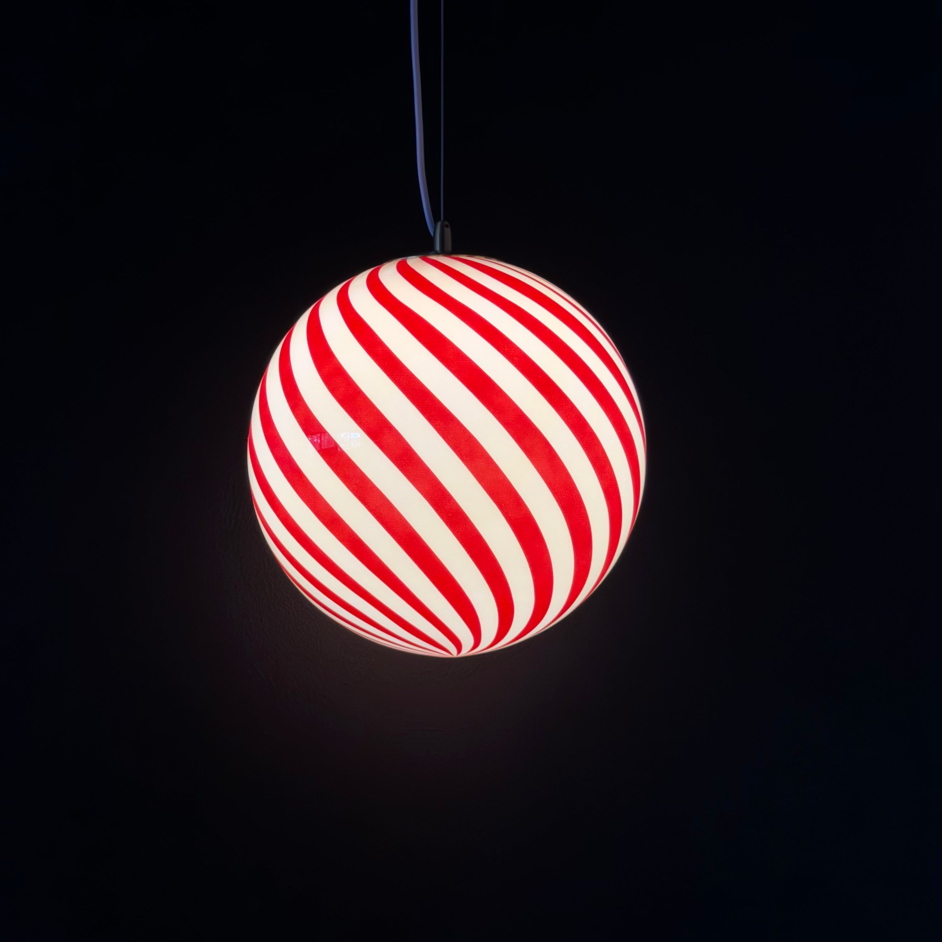MURANO Spiral pendellampa Röd – Italienskt glas & mässing