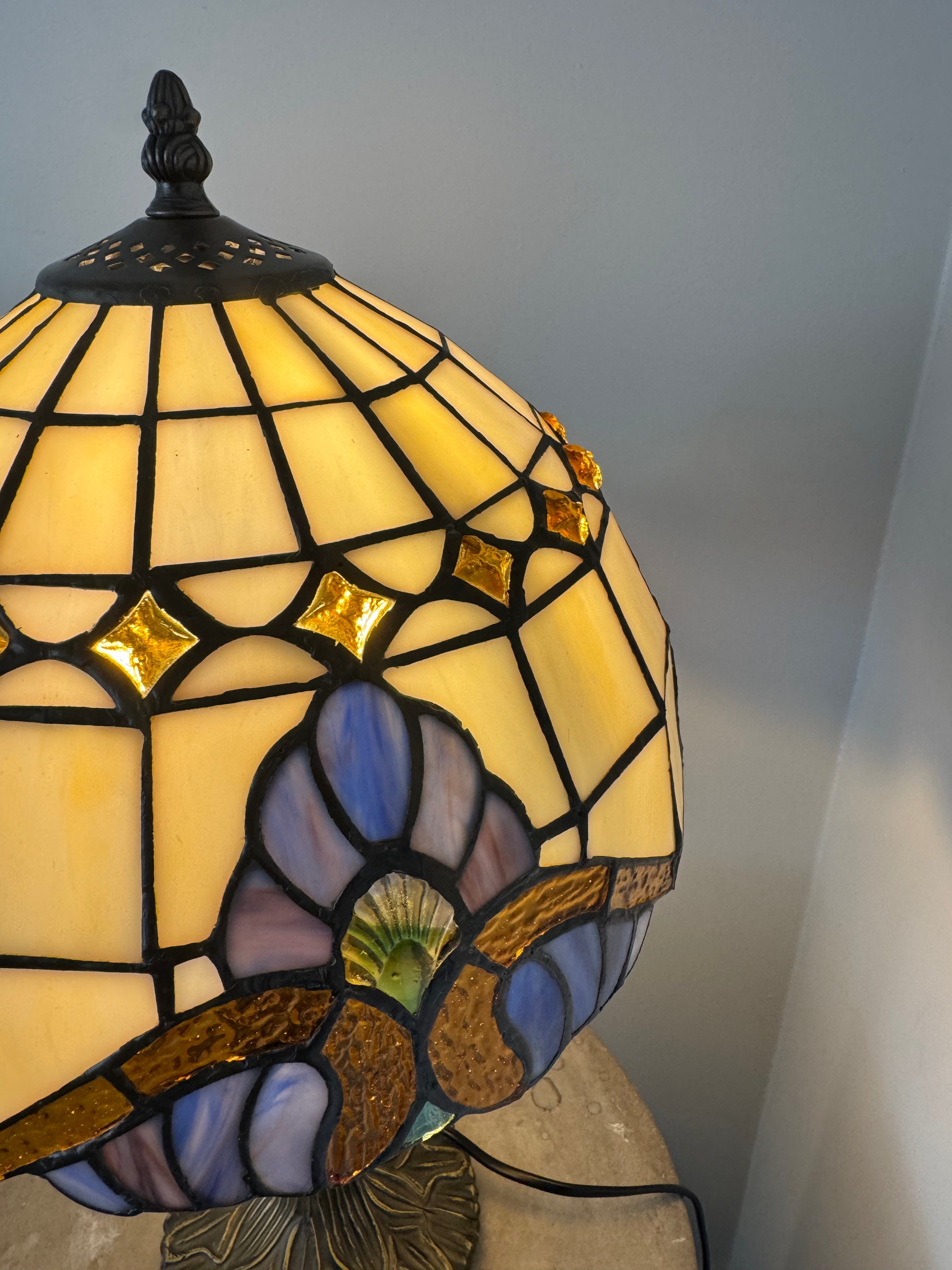 Tiffany Bordslampa Geometric Light Barrock 30Ø