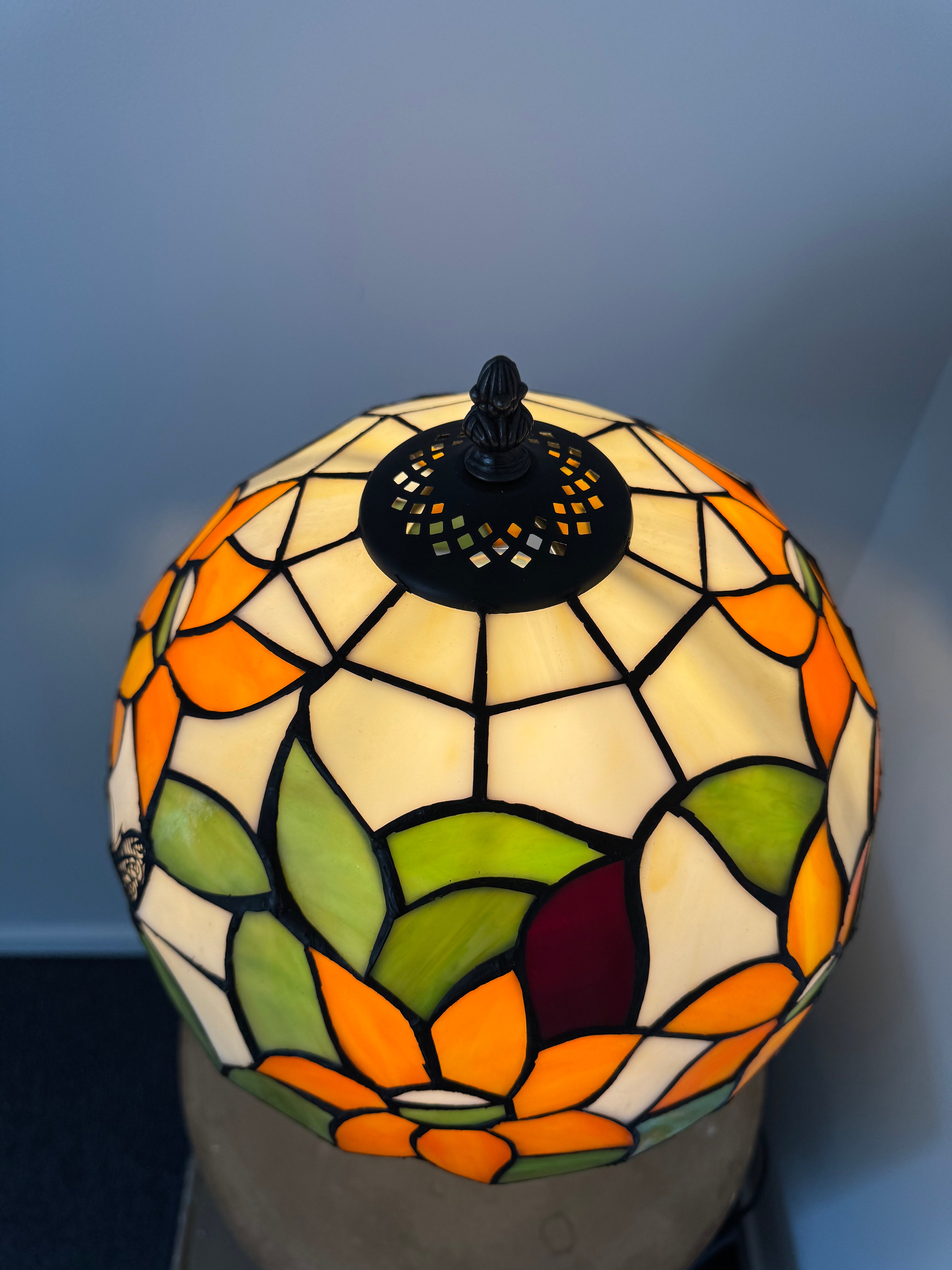 Tiffany Bordslampa Butterflies Orange Flower 30Ø