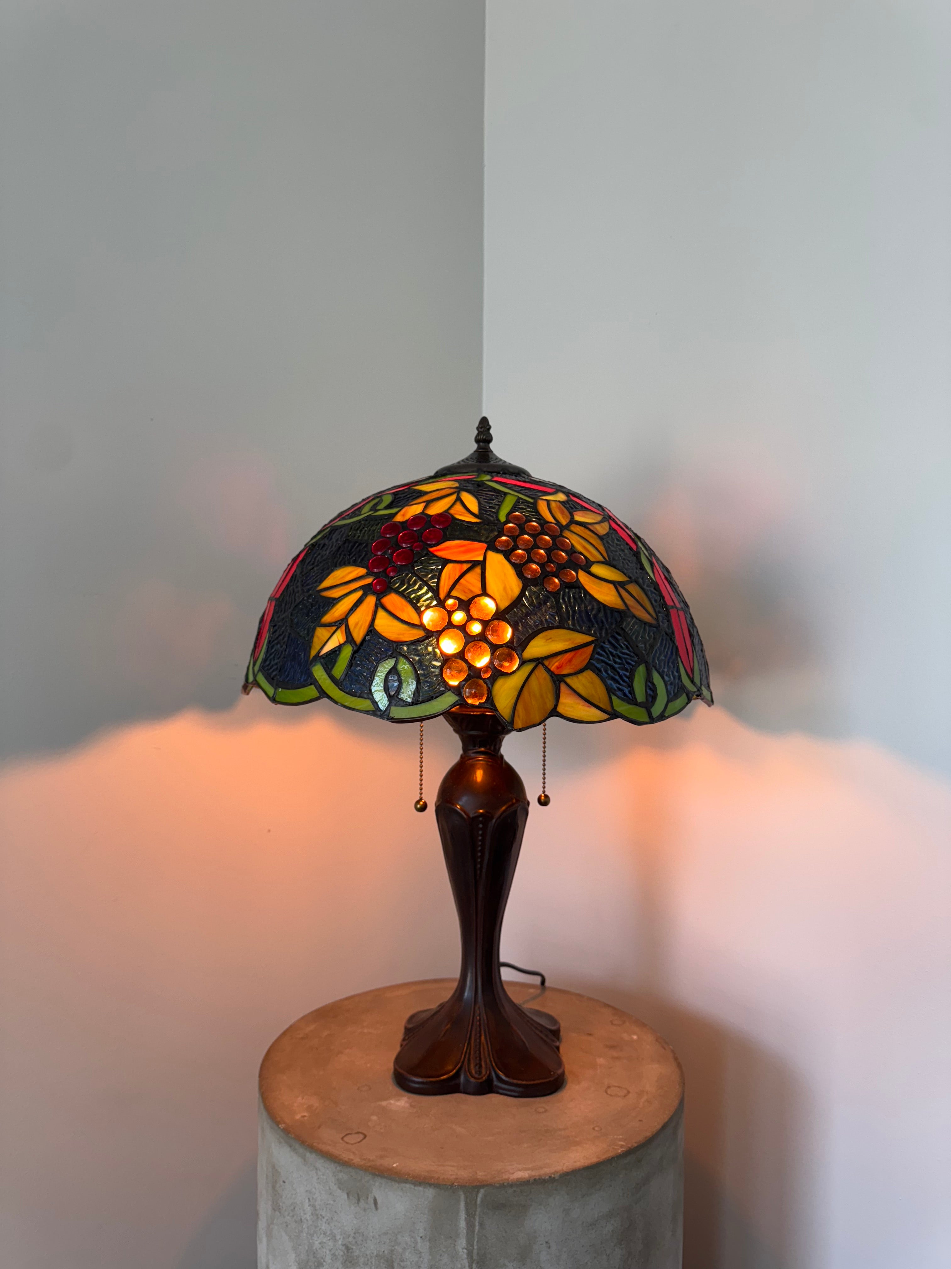 Tiffany Bordslampa Flowers Classic Grapes 40Ø
