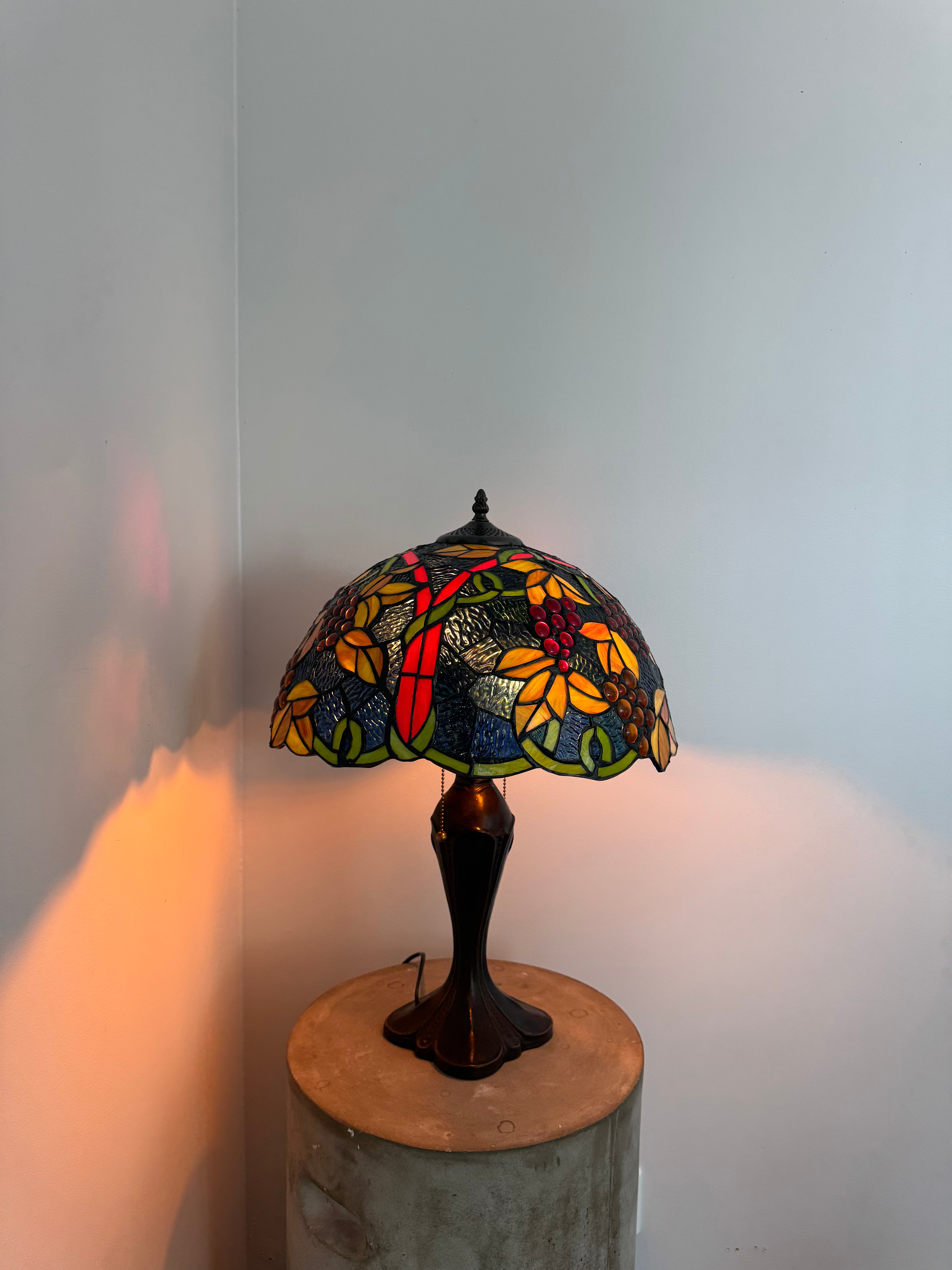Tiffany Bordslampa Flowers Classic Grapes 40Ø