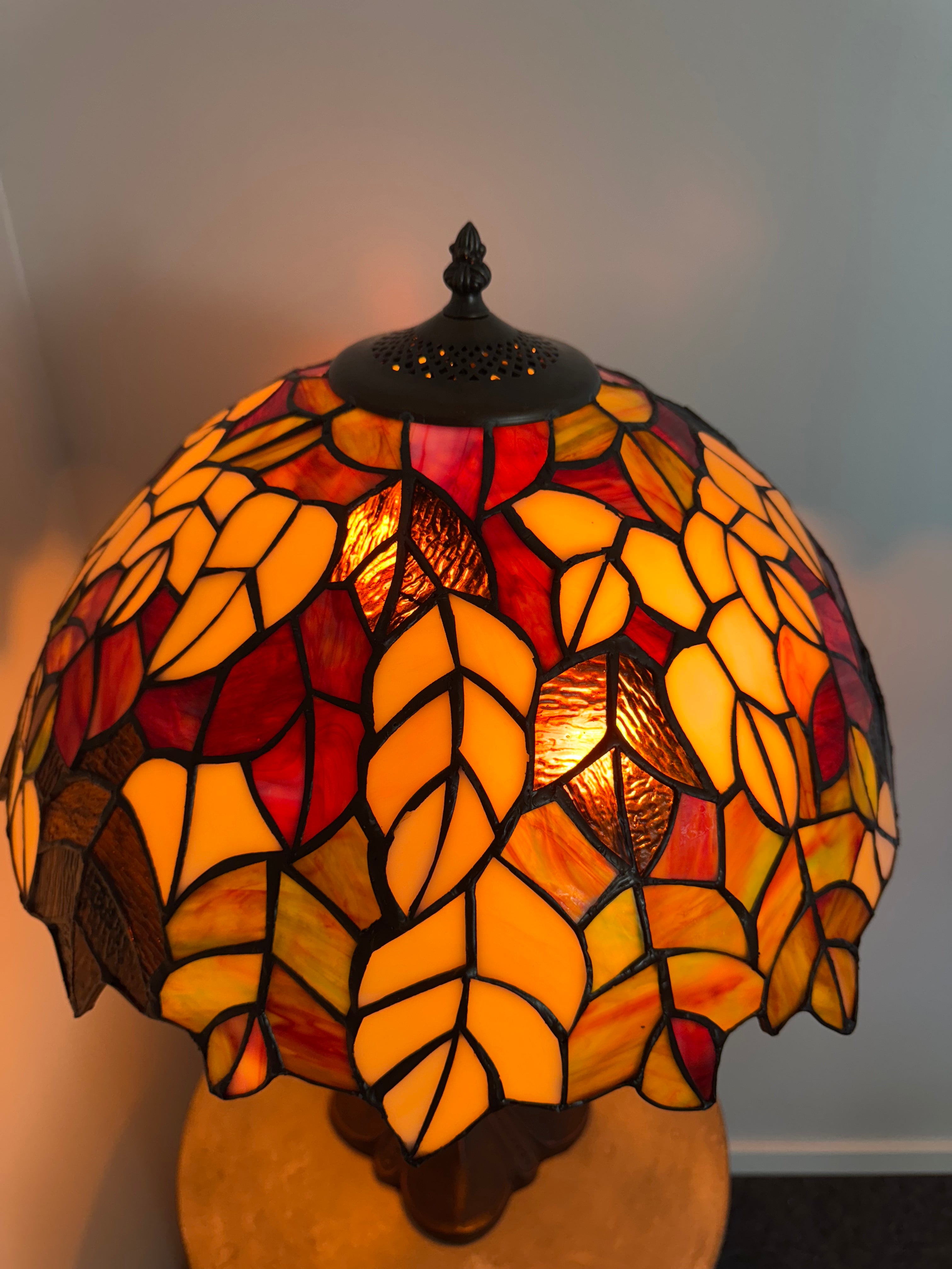 Tiffany Bordslampa Leaves Autumn Elegance 40Ø