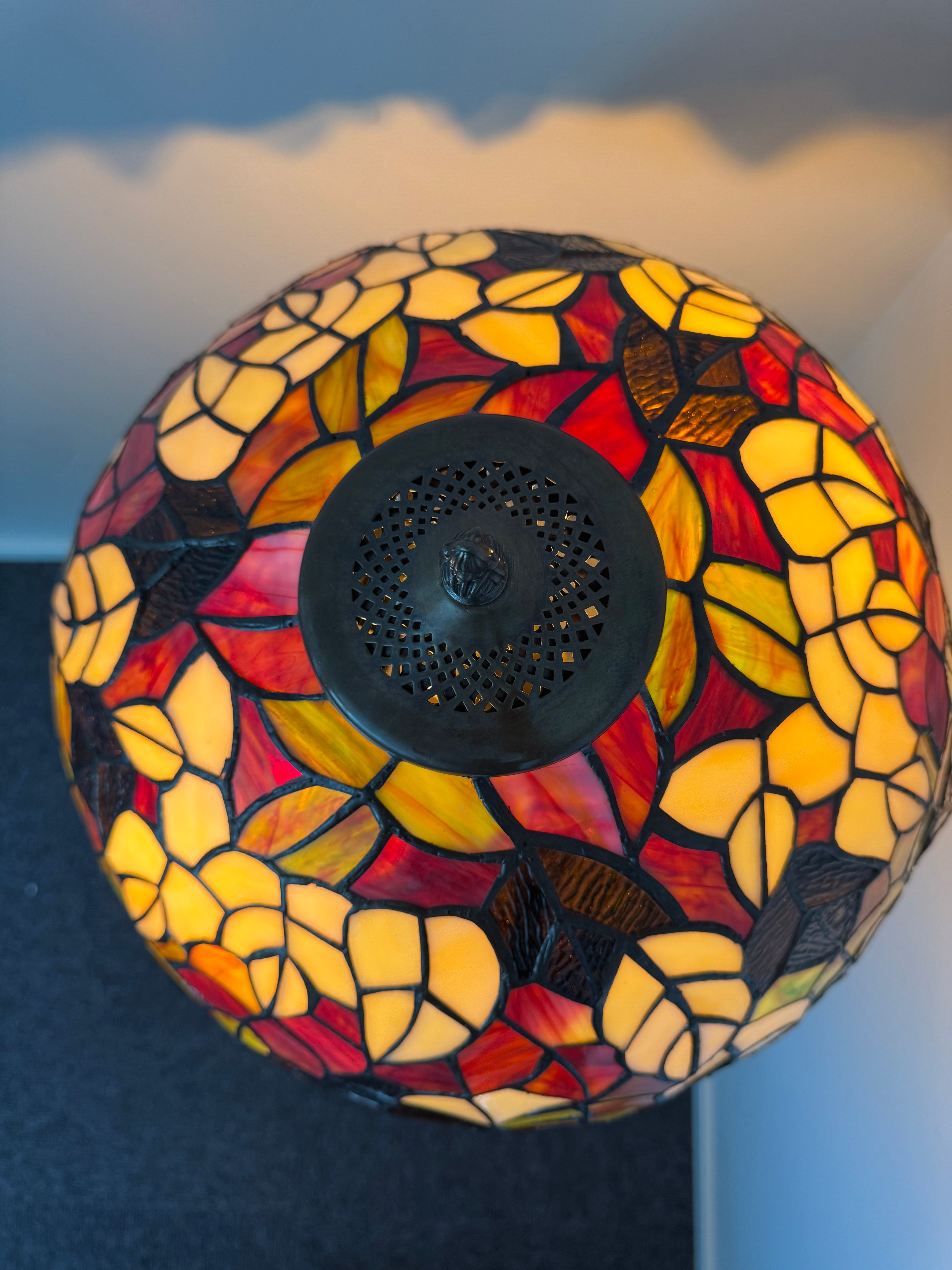 Tiffany Bordslampa Leaves Autumn Elegance 40Ø