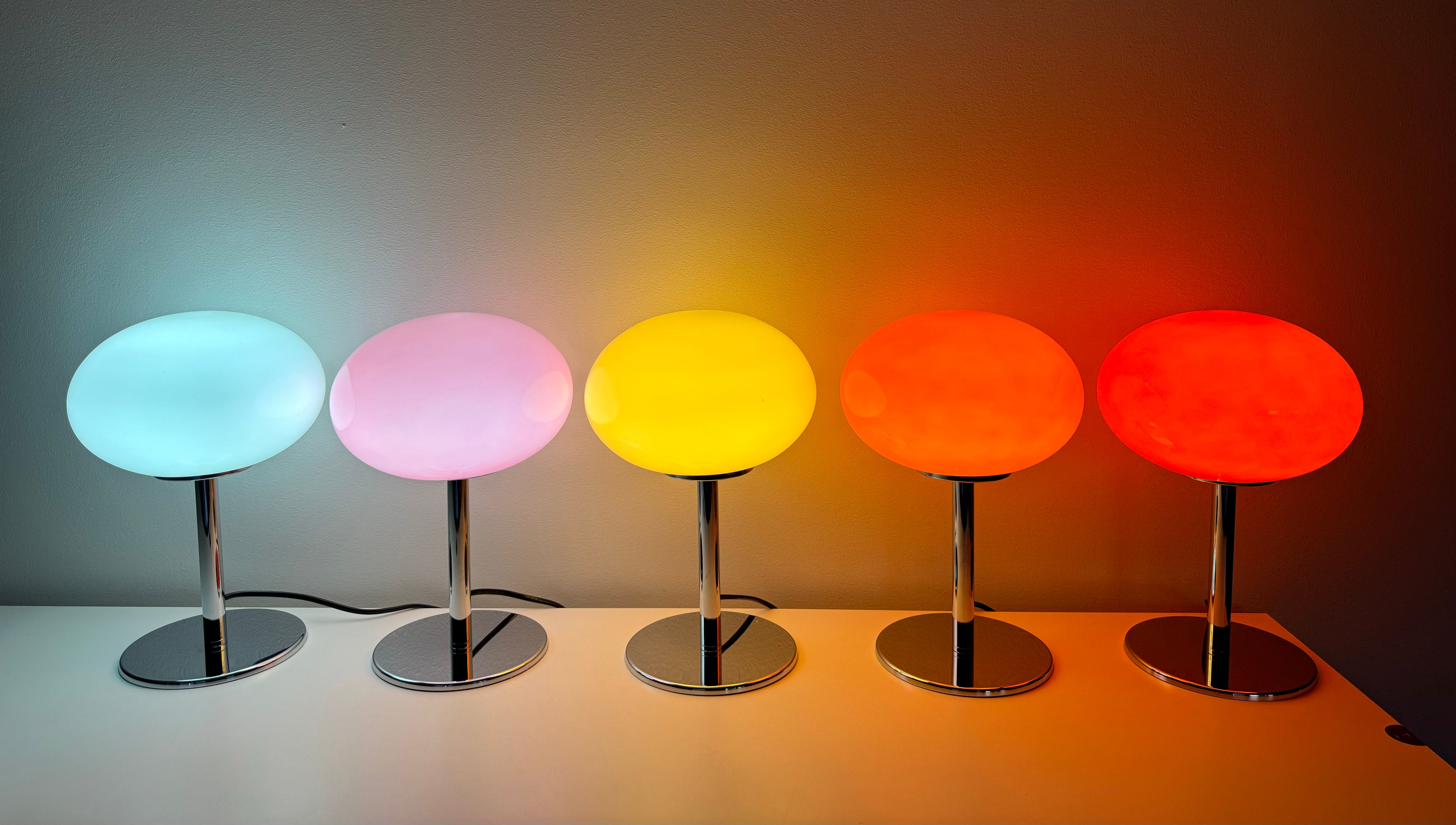 Bauhaus Bordslampa Retro & Orb Gul