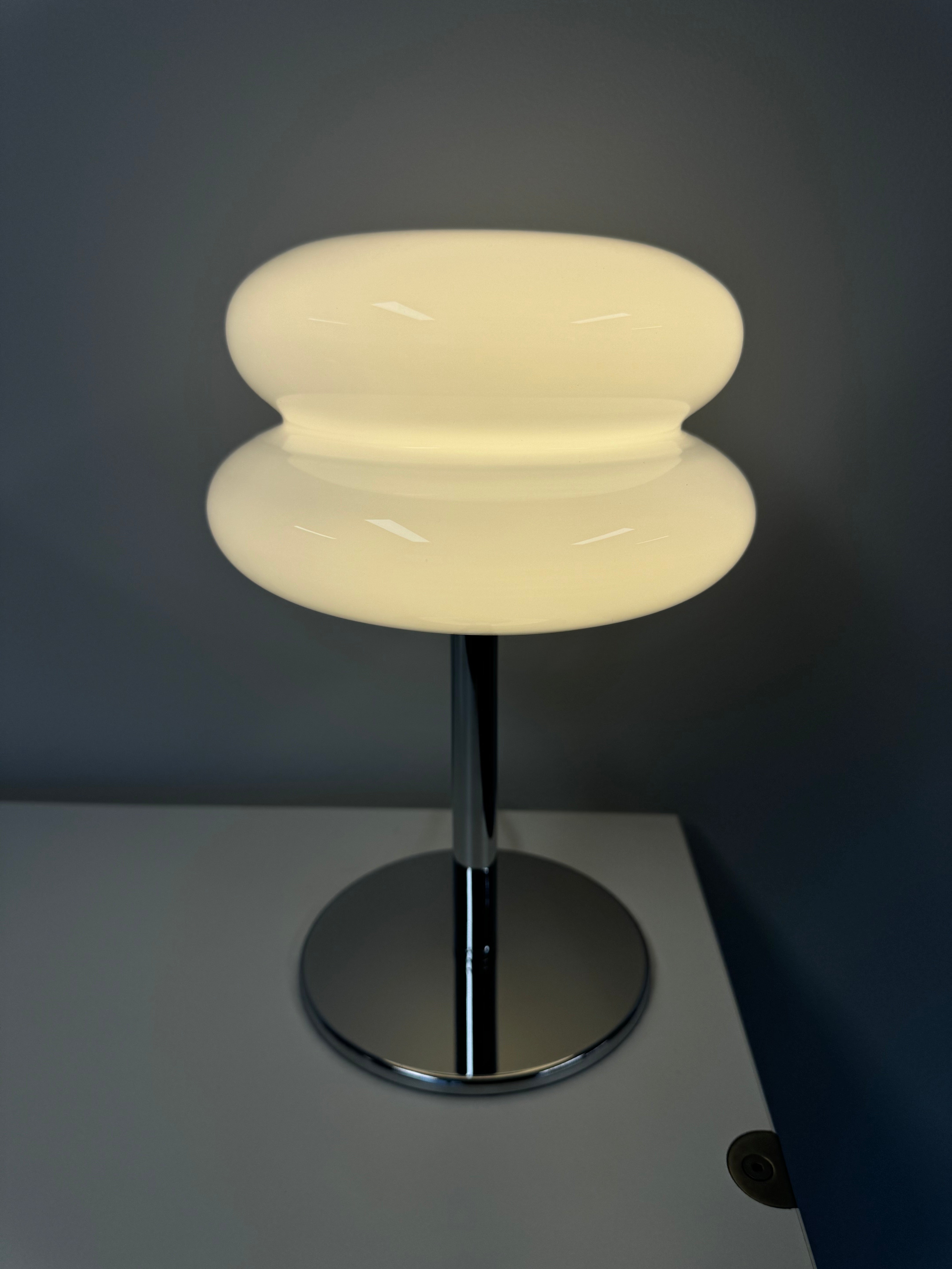 Retro & Macaron Vit